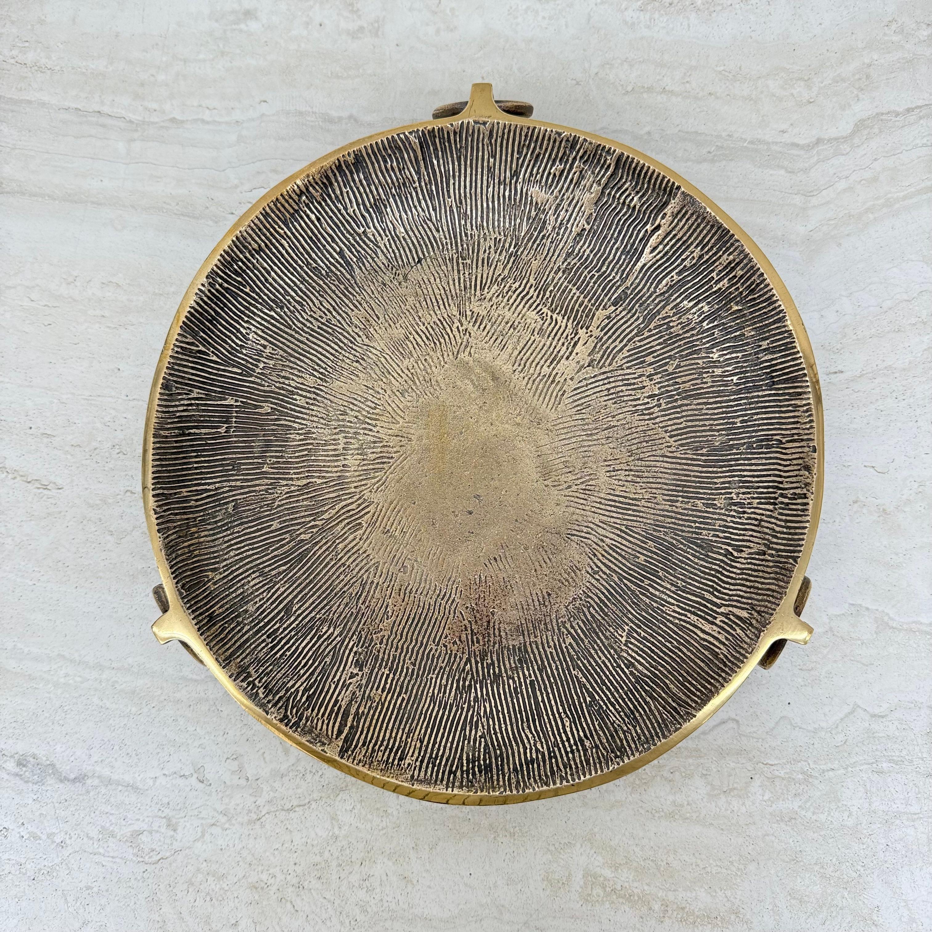 Große brutalistische Bronzeschale, 1970er-Jahre (Deutsch) im Angebot