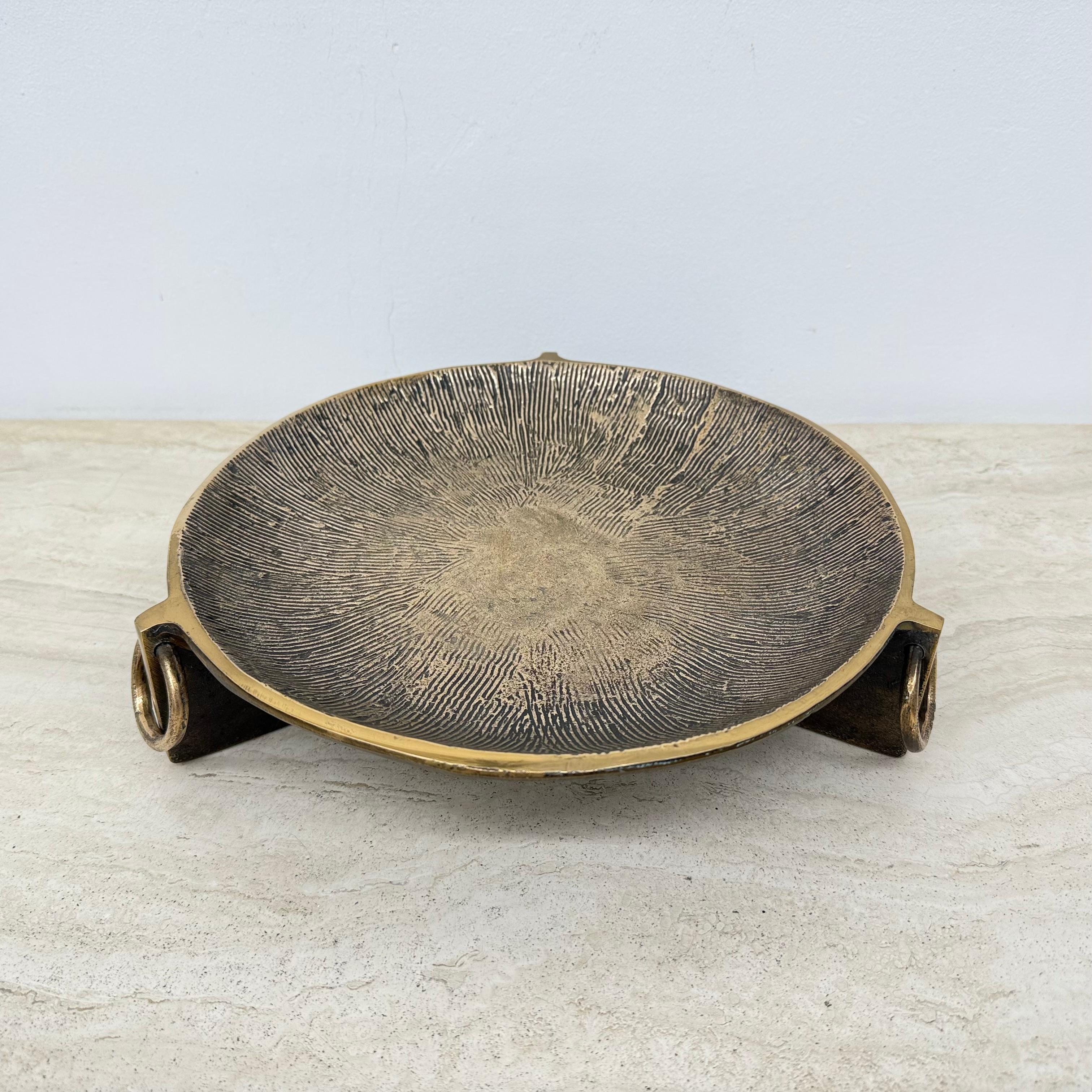 Große brutalistische Bronzeschale, 1970er-Jahre im Angebot 3