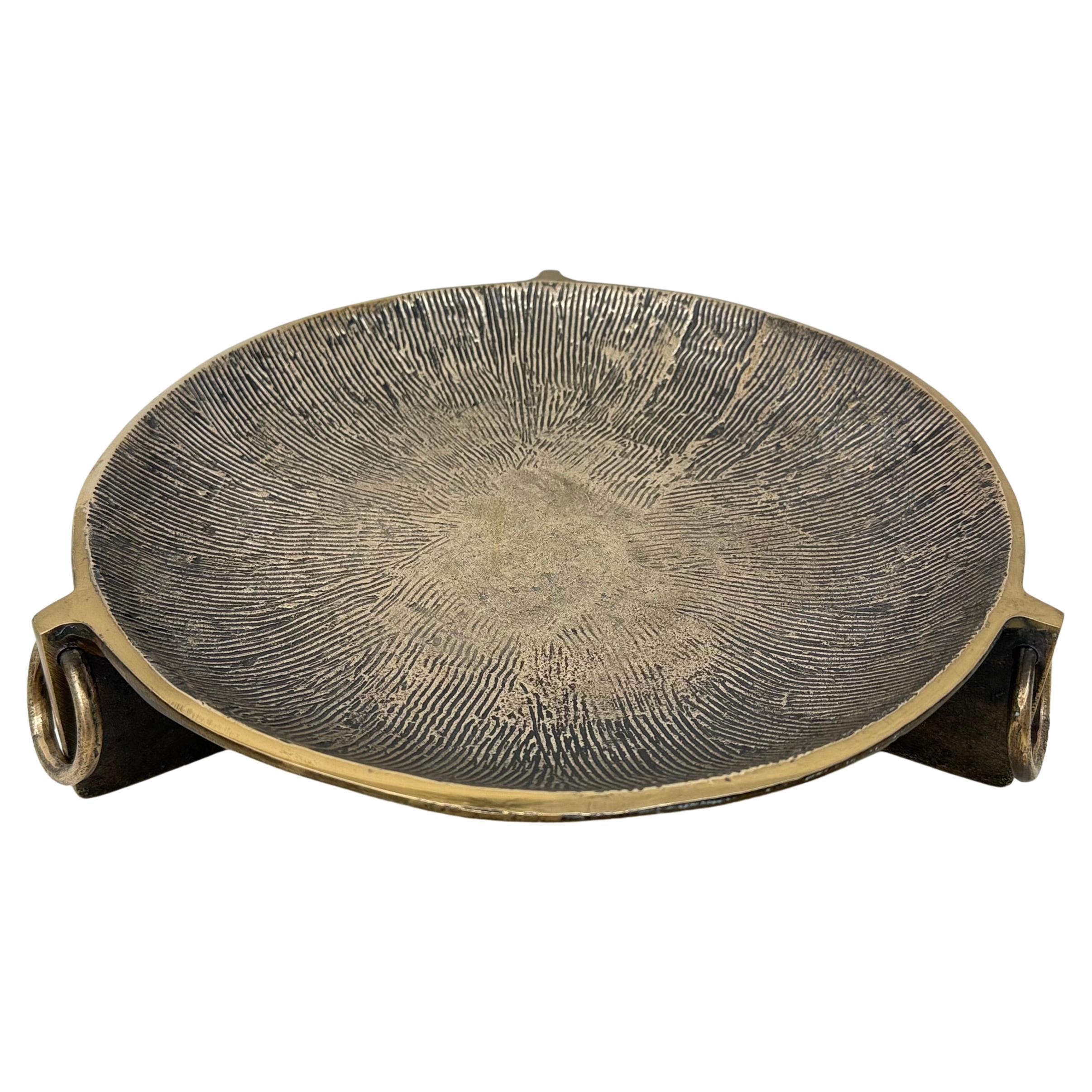 Große brutalistische Bronzeschale, 1970er-Jahre im Angebot