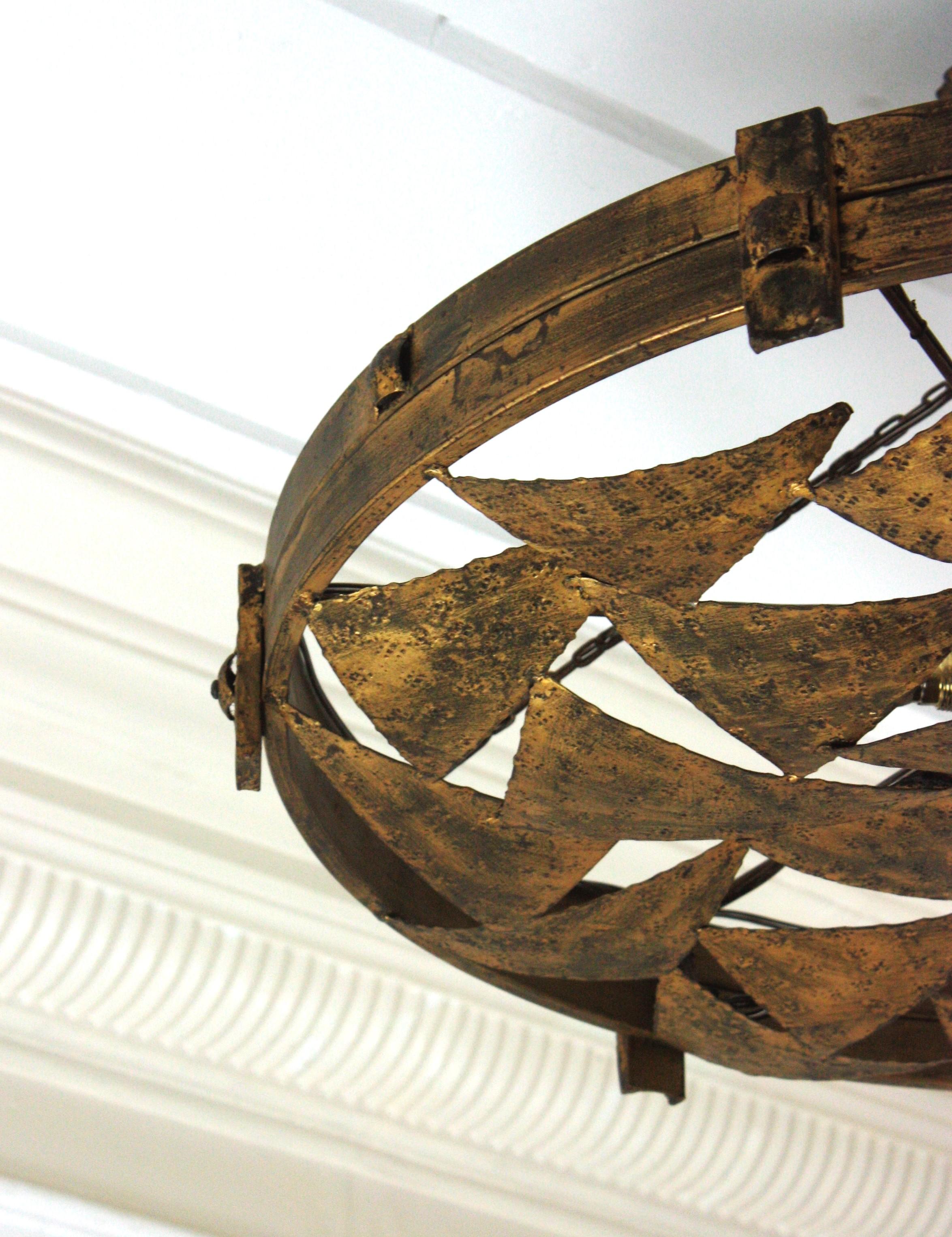 Large Brutalist Chandelier in Gilt Wrought Iron, Triangles Design, Spain, 1950s For Sale 8