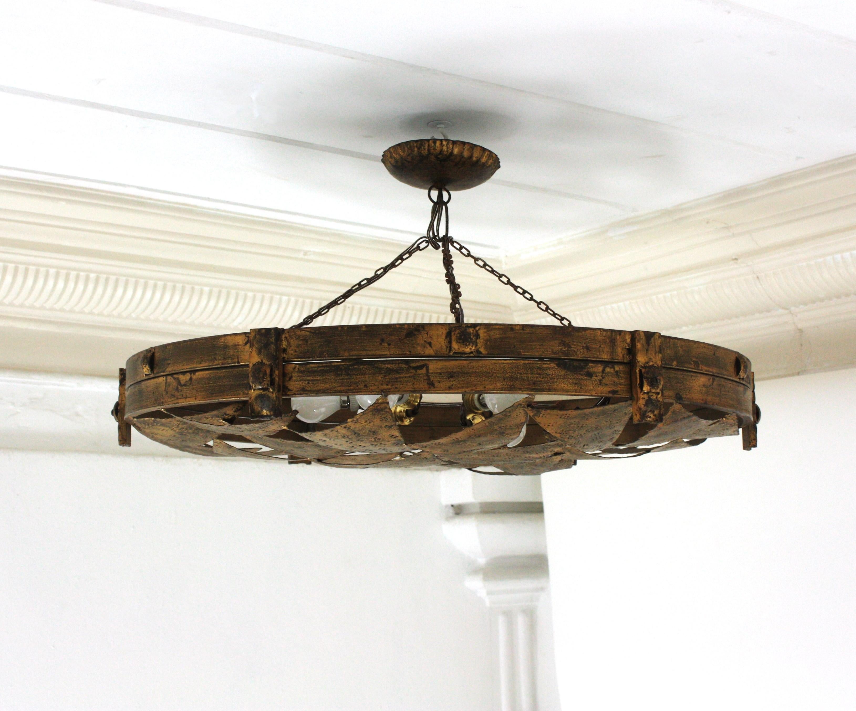 Large Brutalist Chandelier in Gilt Wrought Iron, Triangles Design, Spain, 1950s For Sale 10