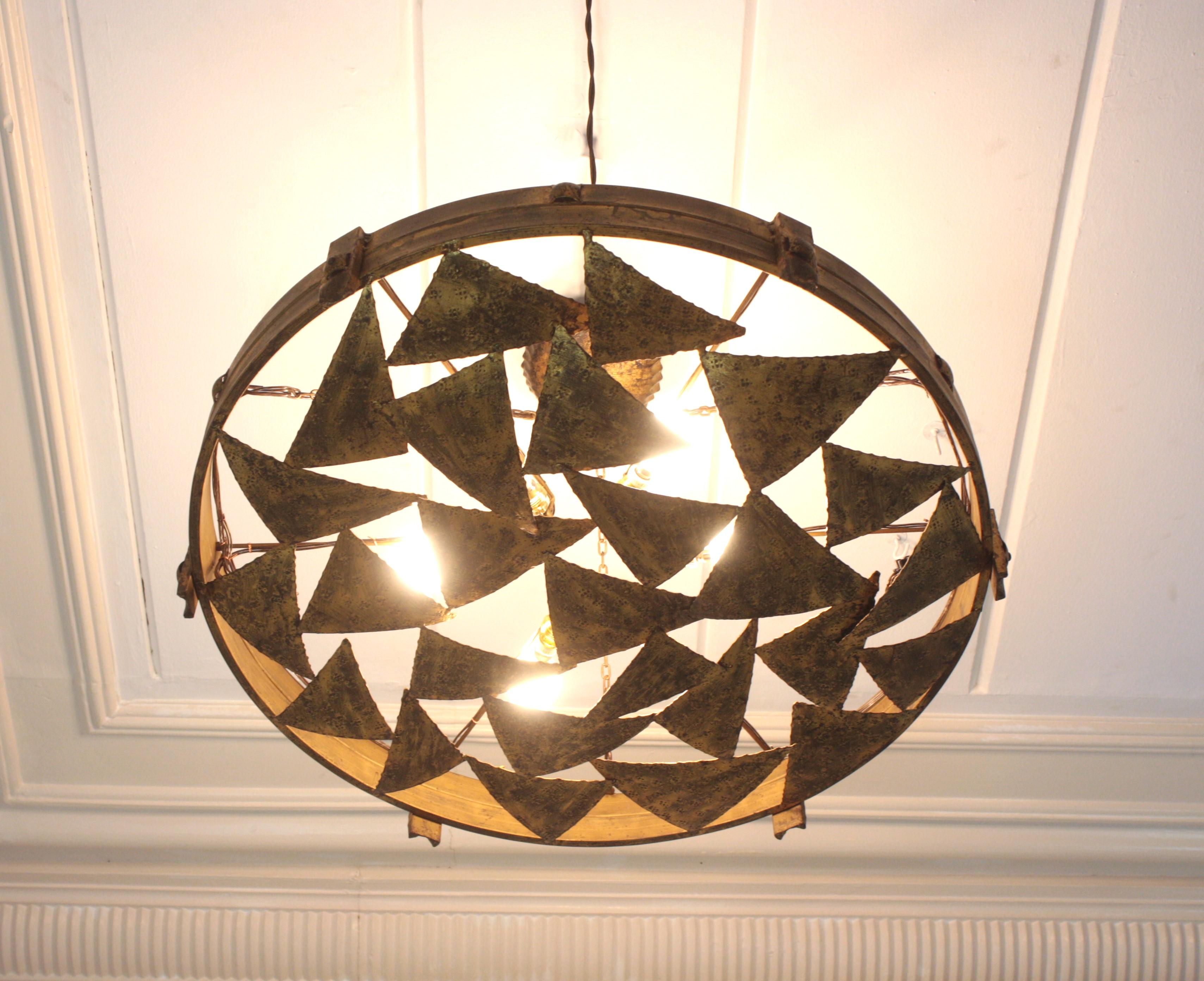Spanish Large Brutalist Chandelier in Gilt Wrought Iron, Triangles Design, Spain, 1950s For Sale