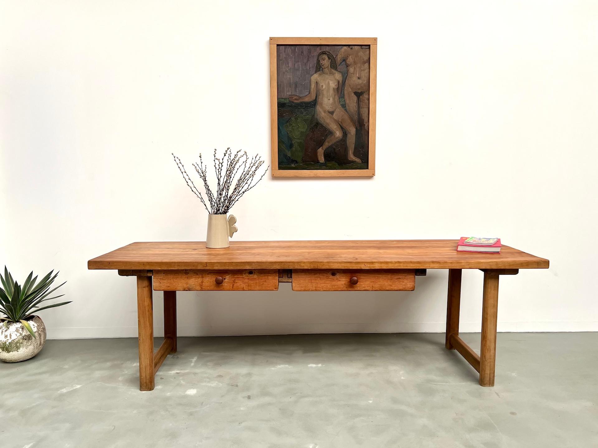 Large Brutalist Farm Table in Beech, Circa 1950 en venta 12