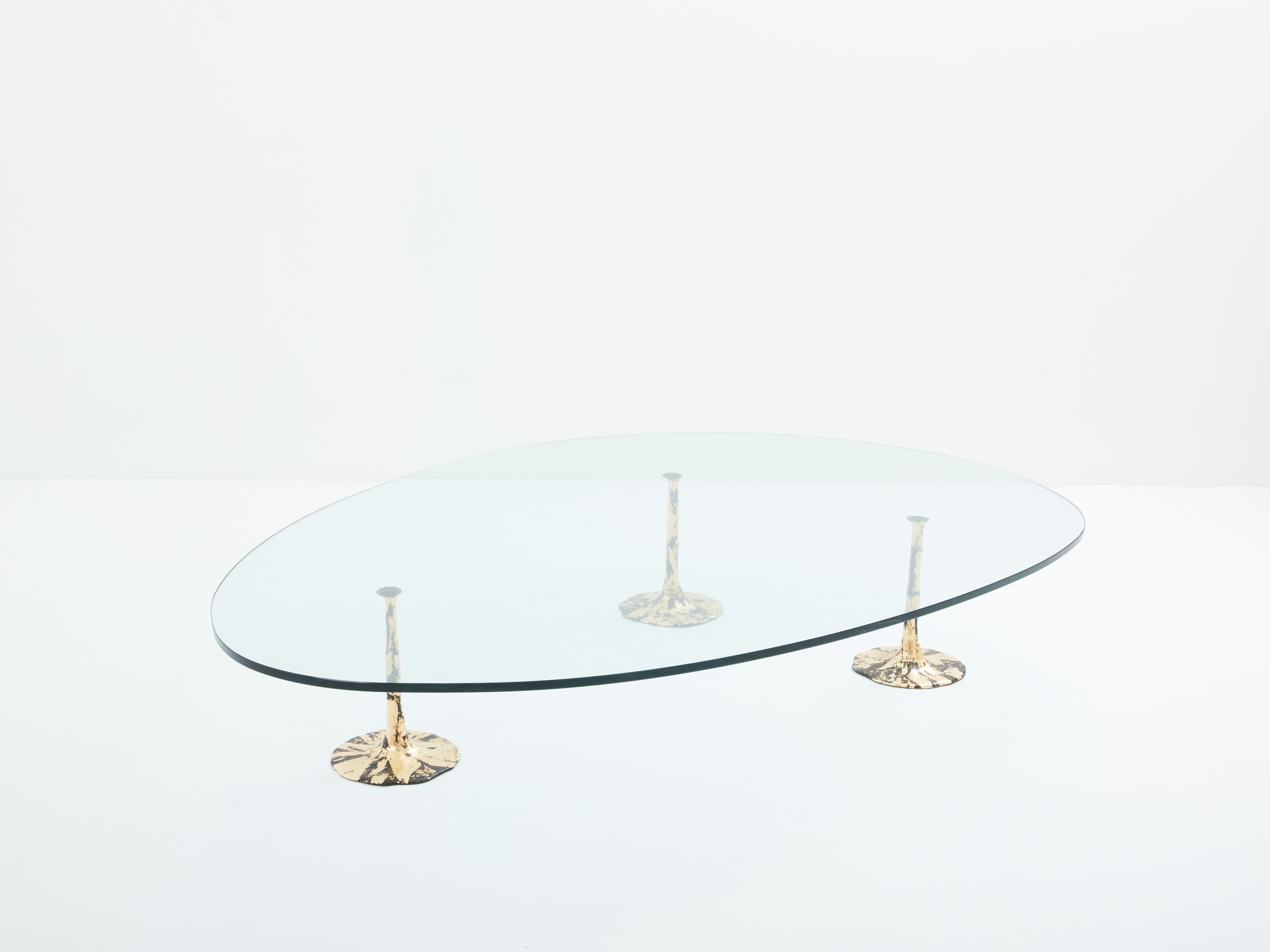 Mid-Century Modern Grande table basse libre de forme brutaliste en fer forgé doré 1970 en vente