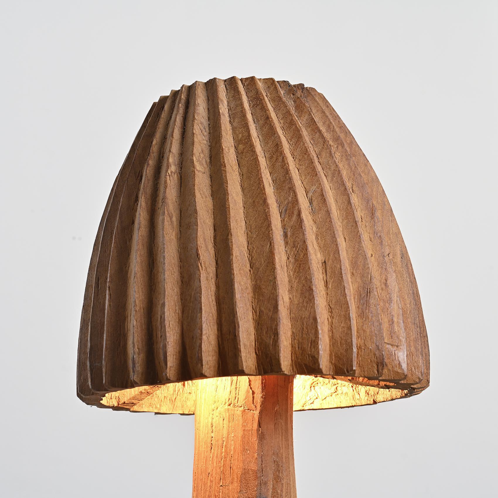 Bois Grande lampe à gouge brutaliste, vers 1970