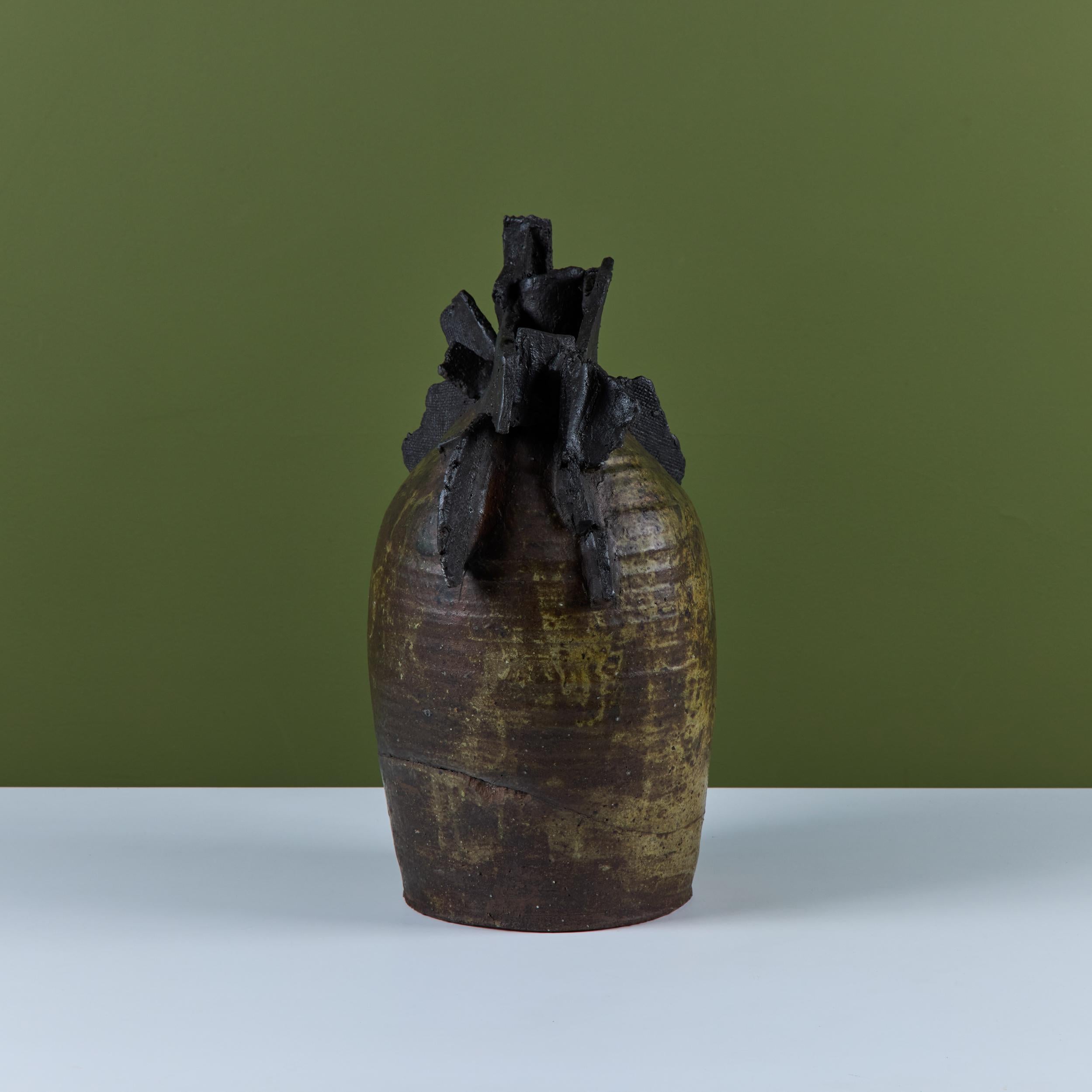 Large Brutalist Japanese Ceramic Vase by Takao Tomono For Sale 4