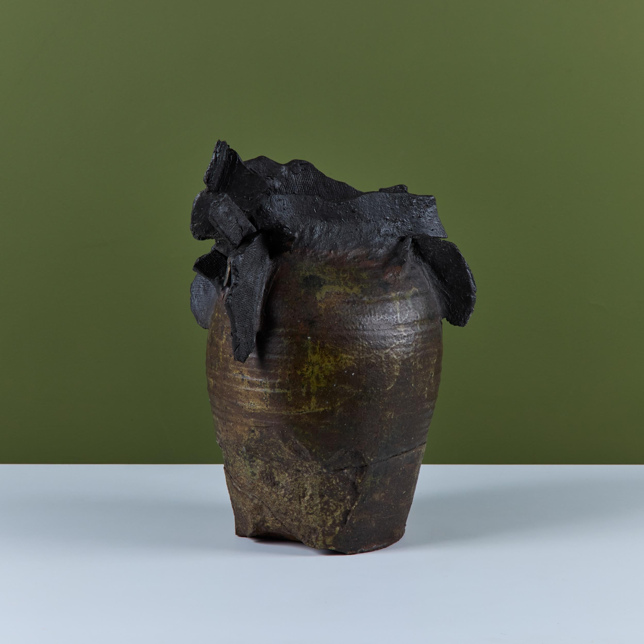 Large Brutalist Japanese Ceramic Vase by Takao Tomono For Sale 6