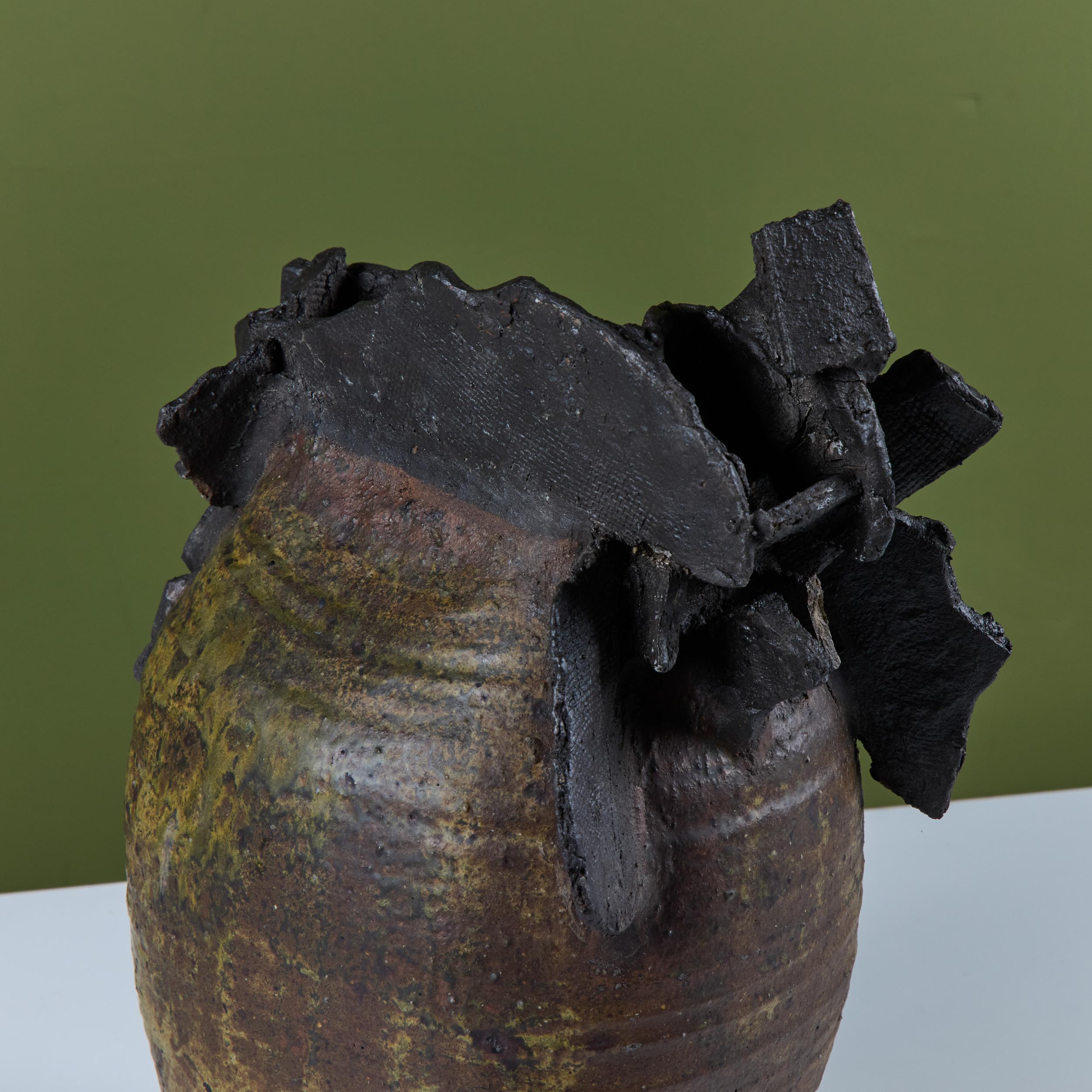 American Large Brutalist Japanese Ceramic Vase by Takao Tomono For Sale