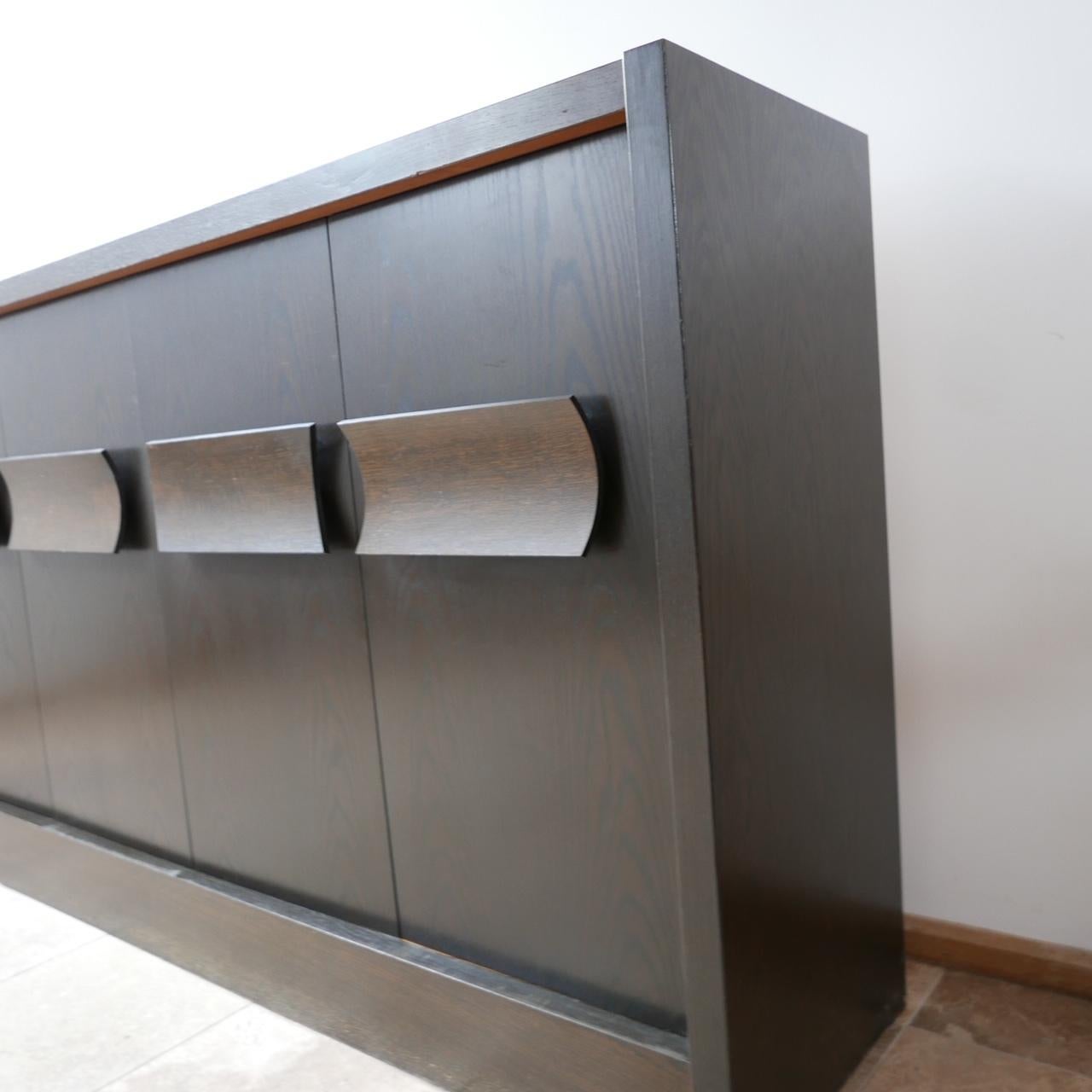 Grande credenza belga brutalista del metà secolo in vendita 1