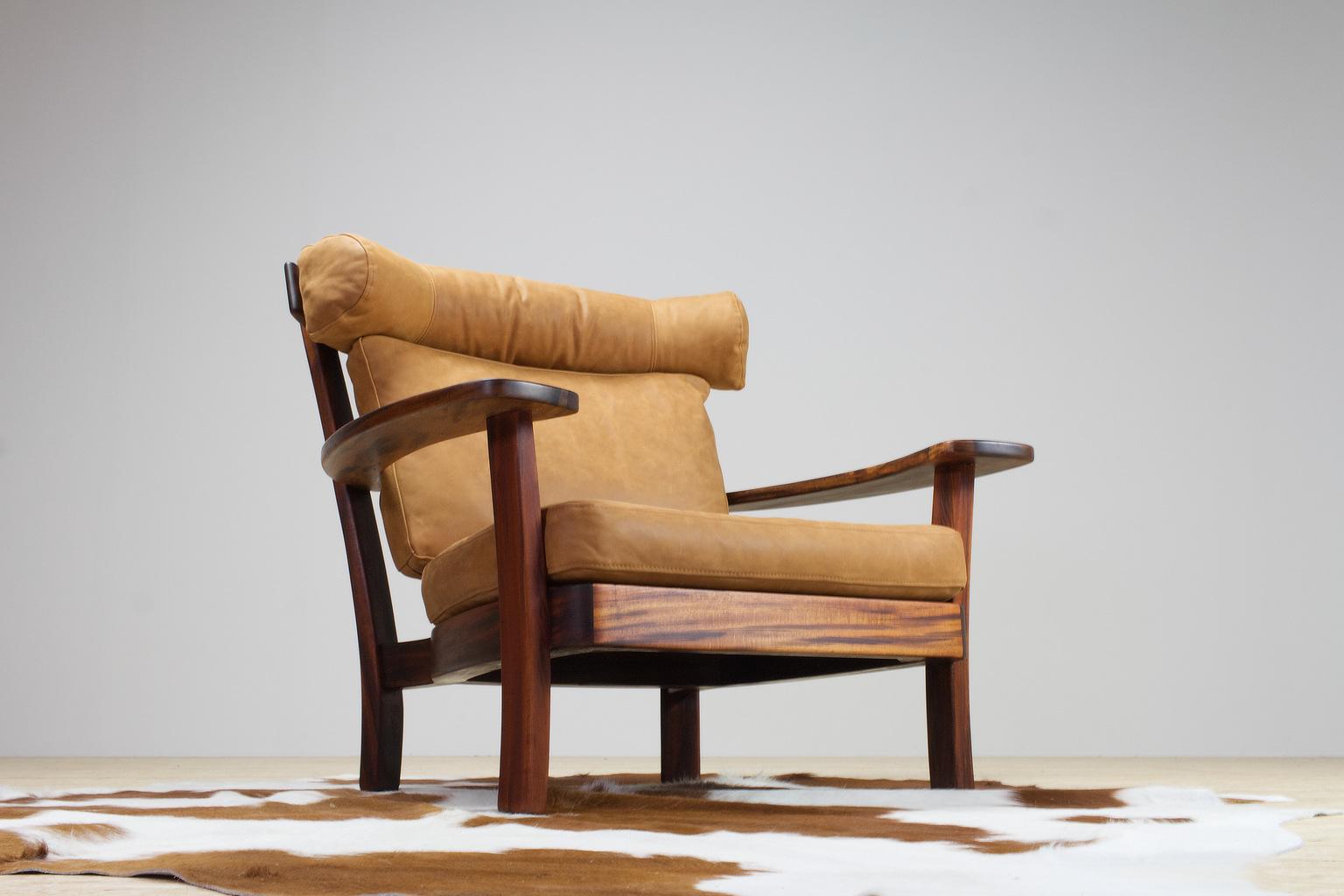 Large Brutalist Midcentury Rosewood and Leather 'Ox' Lounge Chair, 1960s For Sale 3