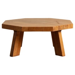 Grande table basse octogonale en chêne brutaliste avec plateau en dalles, France, années 1960