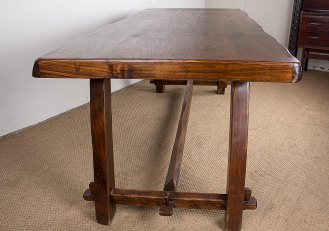Large Brutalist style dining table in solid elm, Olavi Hanninen style, 1960s. For Sale 10