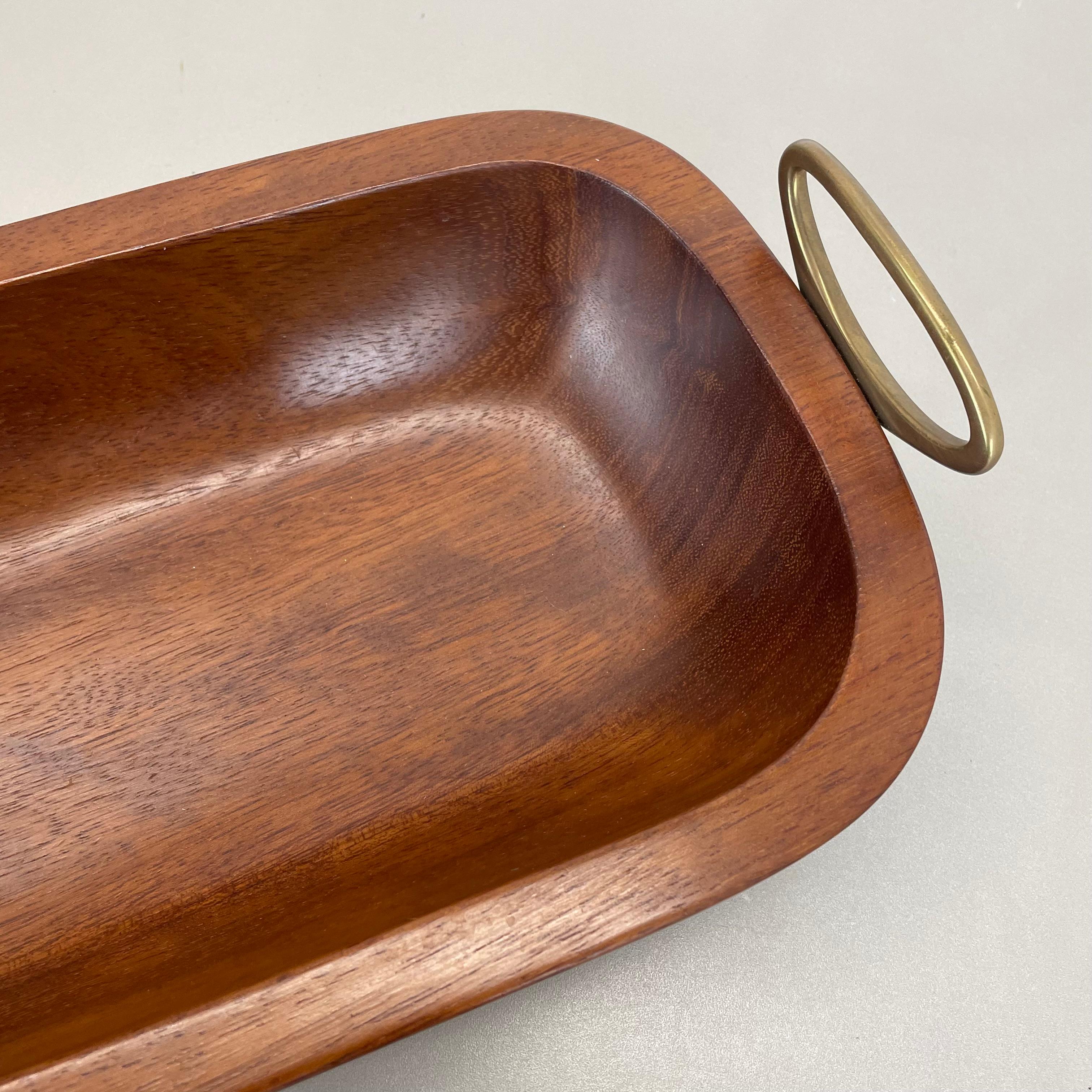 Large brutalist Teak Bowl with Brass Handles by Carl Auböck, Austria, 1950s For Sale 6