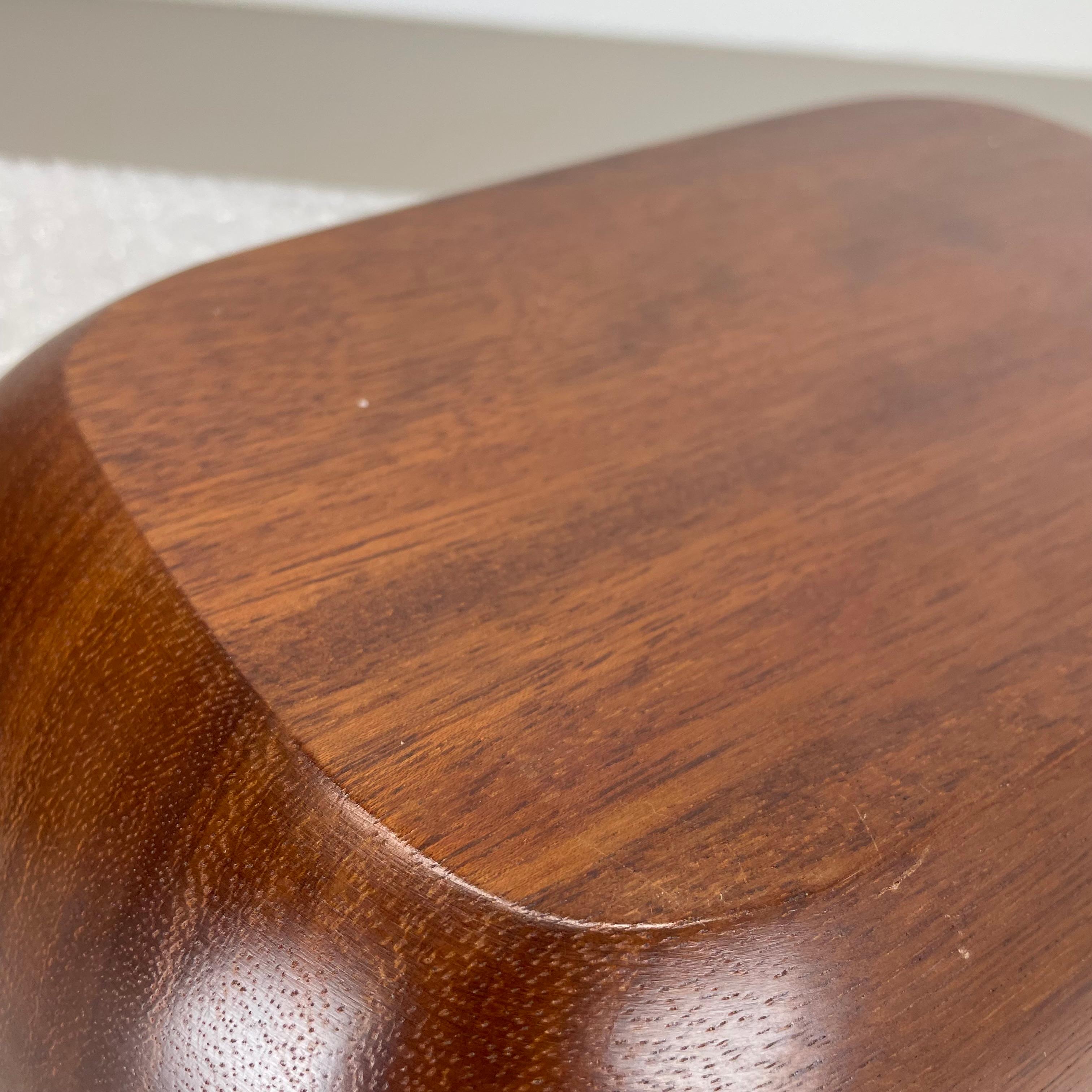 Large brutalist Teak Bowl with Brass Handles by Carl Auböck, Austria, 1950s For Sale 13