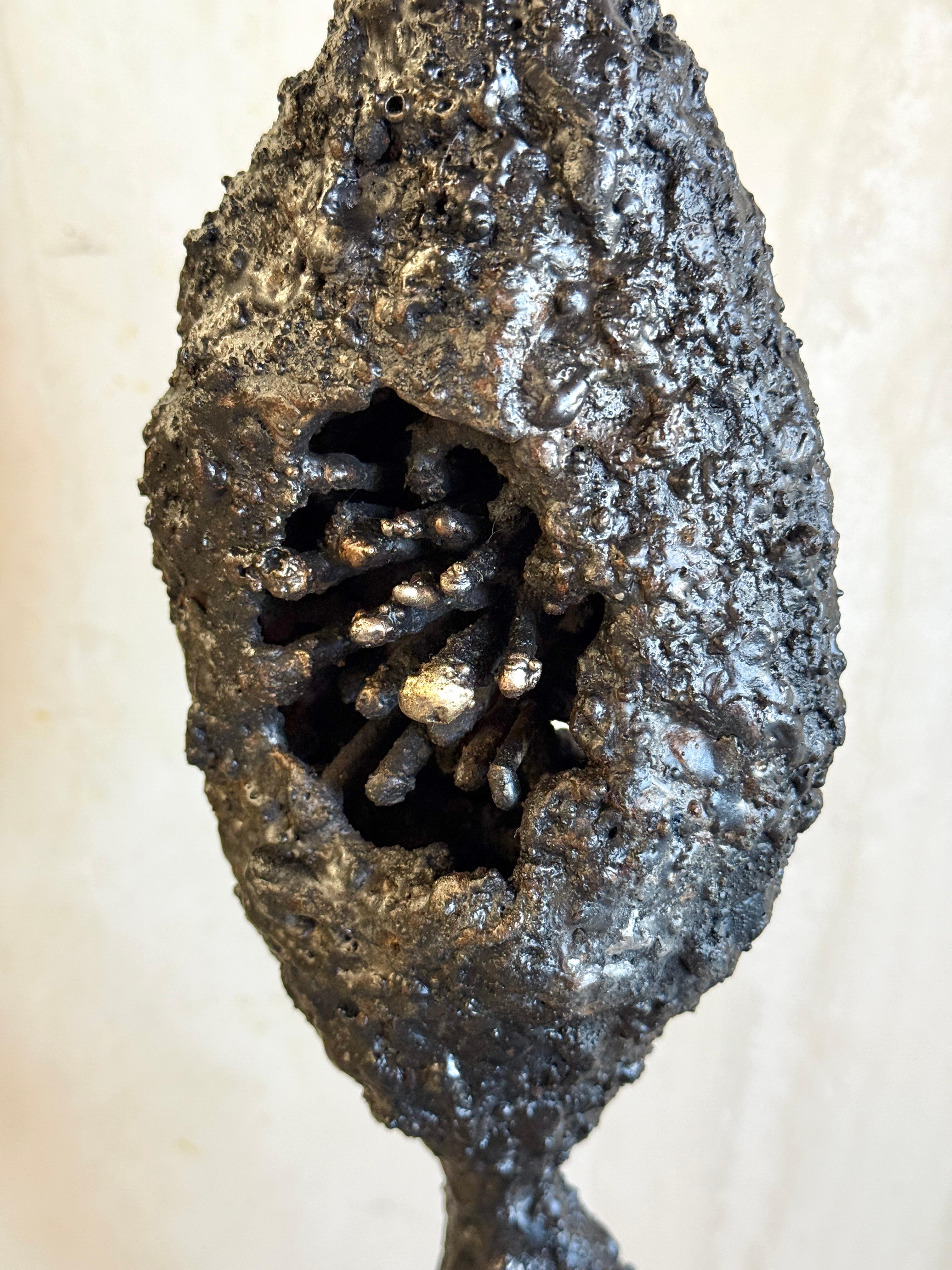 Große brutalistische Skulptur aus Stahl und Bronze von James Bearden im Zustand „Neu“ im Angebot in Palm Springs, CA