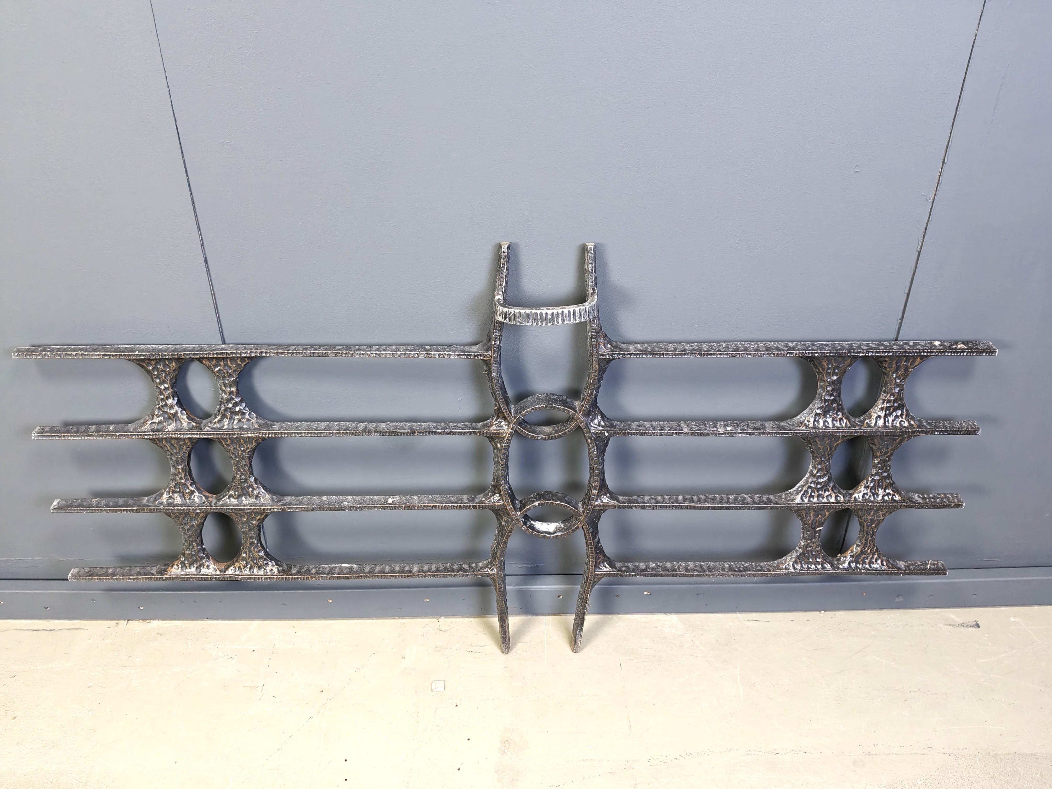 Large brutalist wall sculpture, 1970s For Sale 4