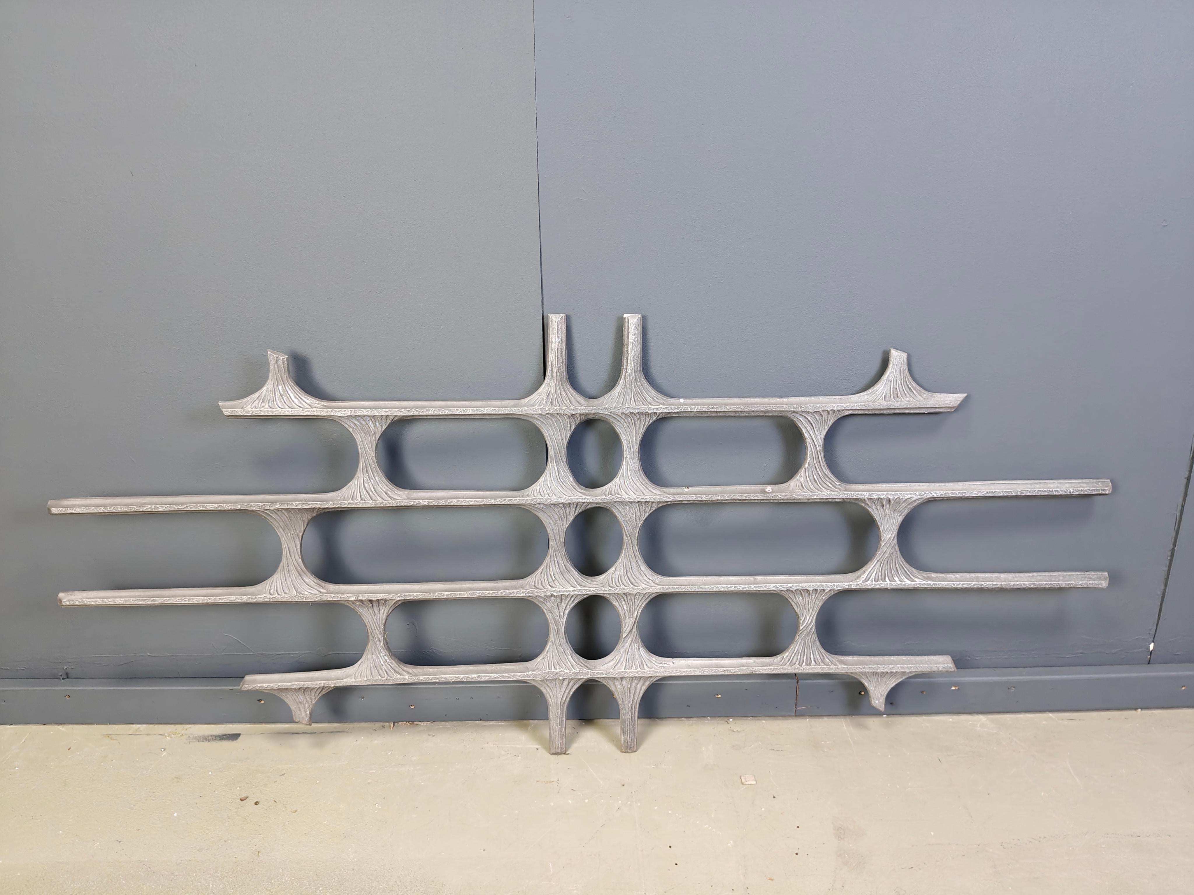 Metal Large brutalist wall sculpture, 1970s For Sale