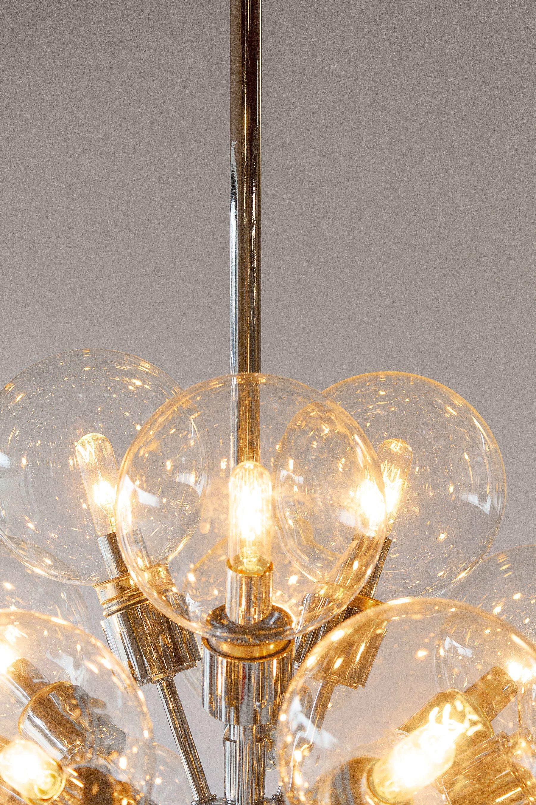Large Bubble Sputnik Chandelier in Chrome by Motoko Ishii, 1960s In Good Condition For Sale In Dallas, TX