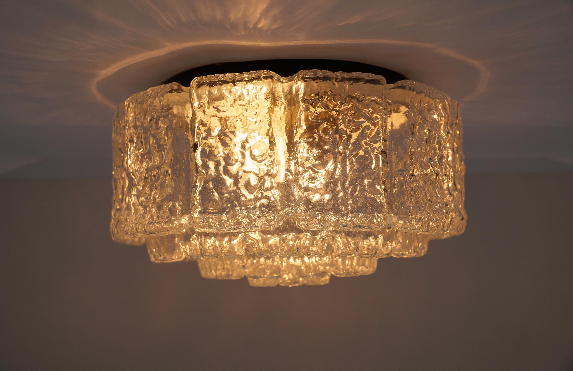 Lampada da parete in vetro a bolle d'aria e da incasso di Limburg, Germania, anni '60 in vendita 5