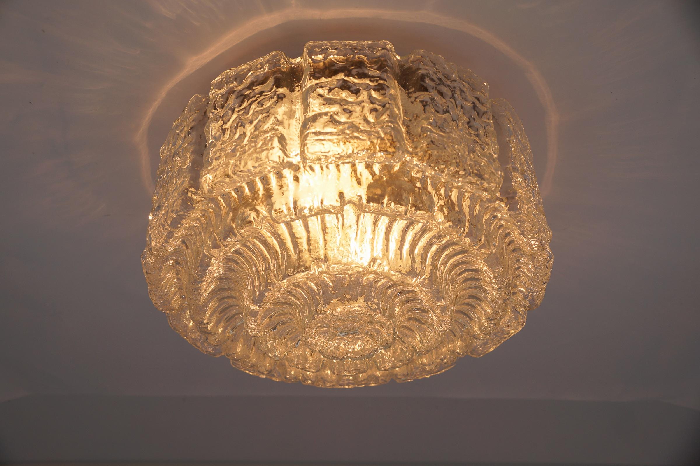 Mid-Century moderno Lampada da parete in vetro a bolle d'aria e da incasso di Limburg, Germania, anni '60 in vendita