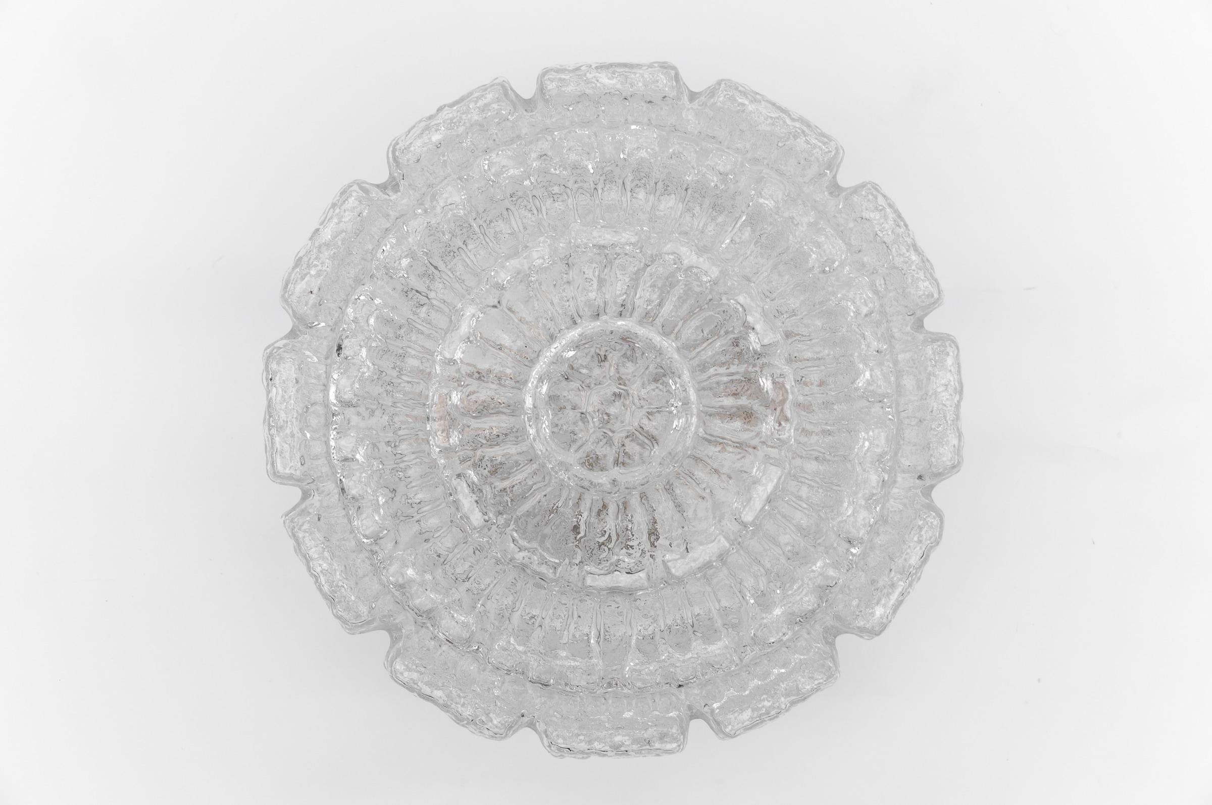 Tedesco Lampada da parete in vetro a bolle d'aria e da incasso di Limburg, Germania, anni '60 in vendita