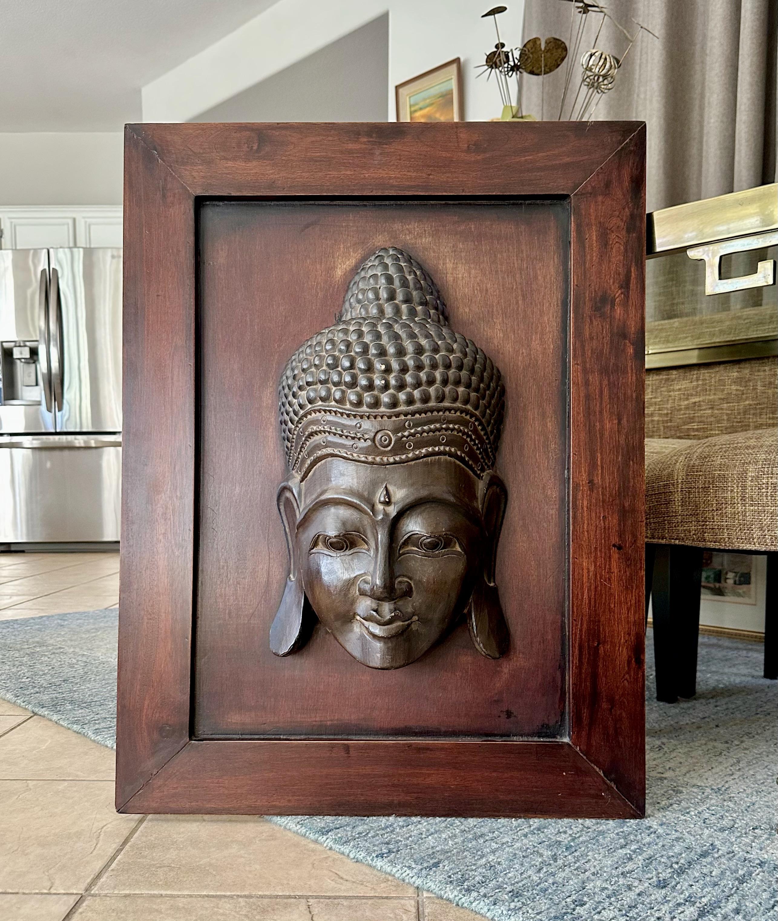 Grande tête de bouddha Wood Carved Sculpture Wall Art en vente 10