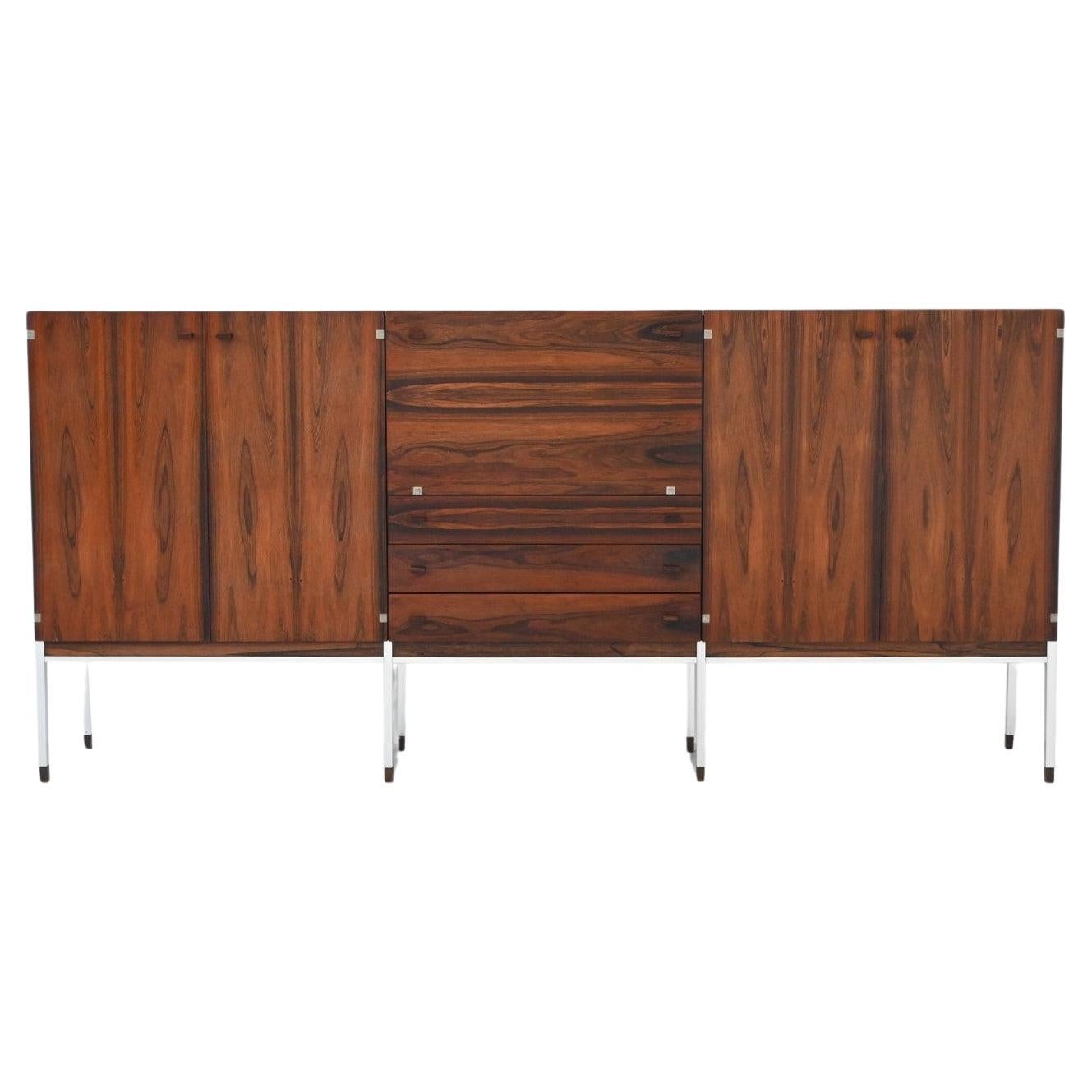Grand buffet en bois de rose et chrome Belgique 1960 en vente