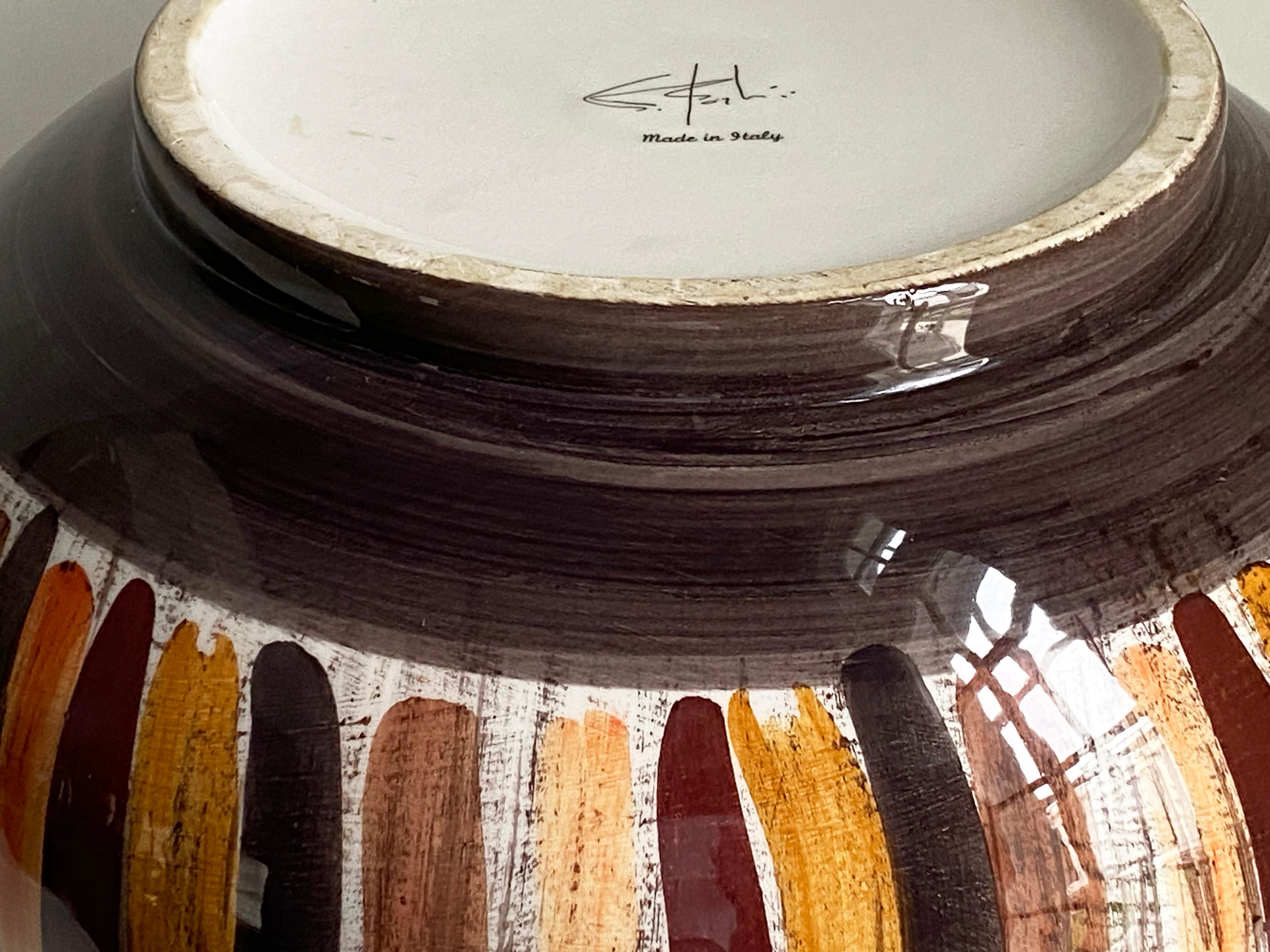 Grand vase bulbeux en céramique italienne peint à la main par Christina Fortini en vente 1