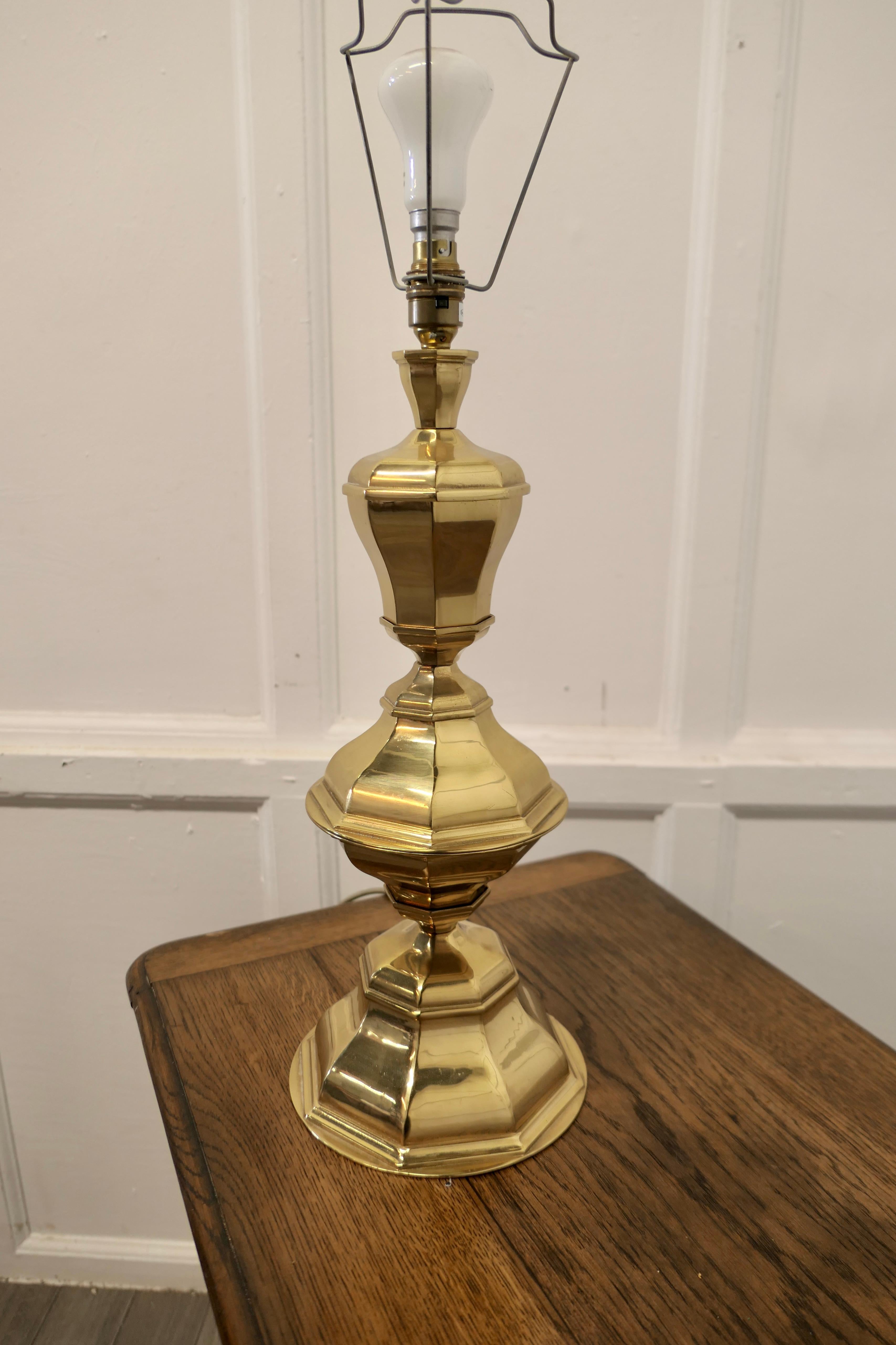 Large Bulbous Octagonal Brass Table Lamp For Sale 3