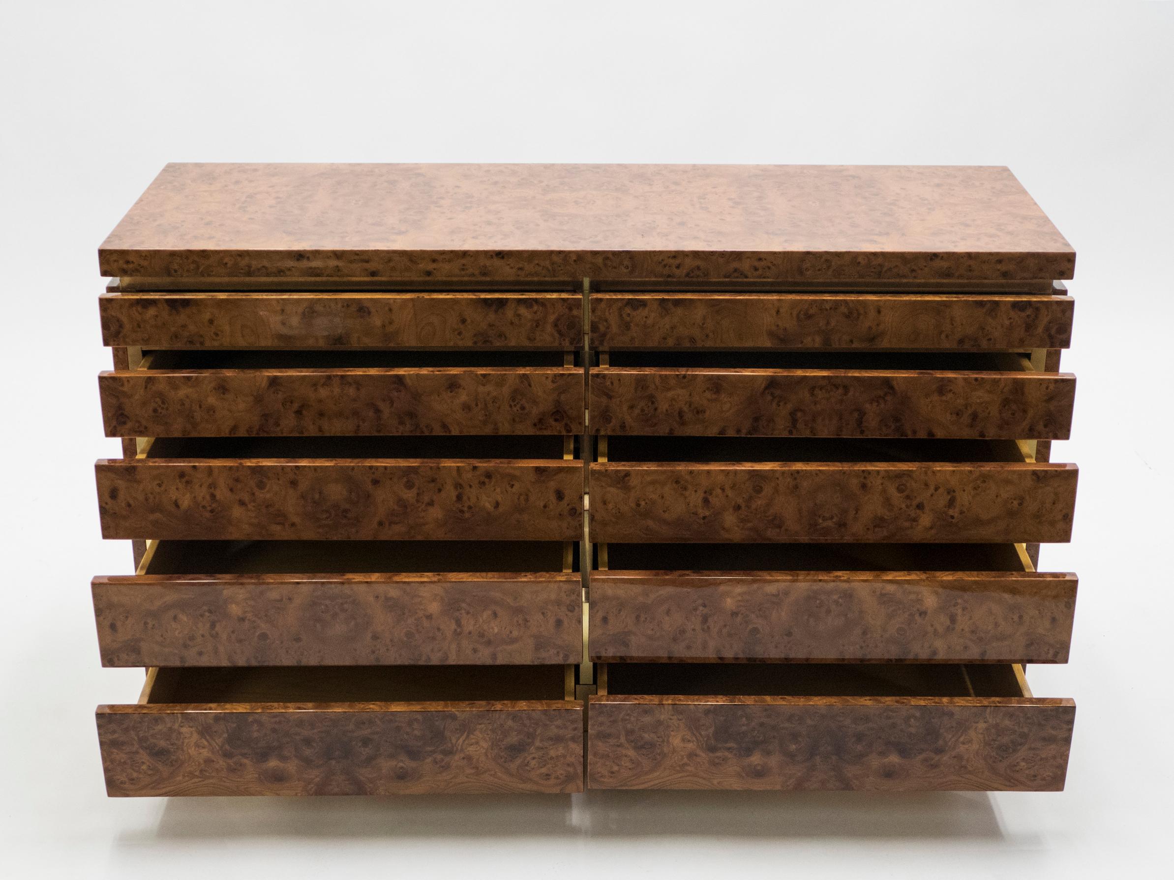 Large Burl Lacquer and Brass Chest of Drawers by J.C. Mahey, 1970s (Ende des 20. Jahrhunderts)