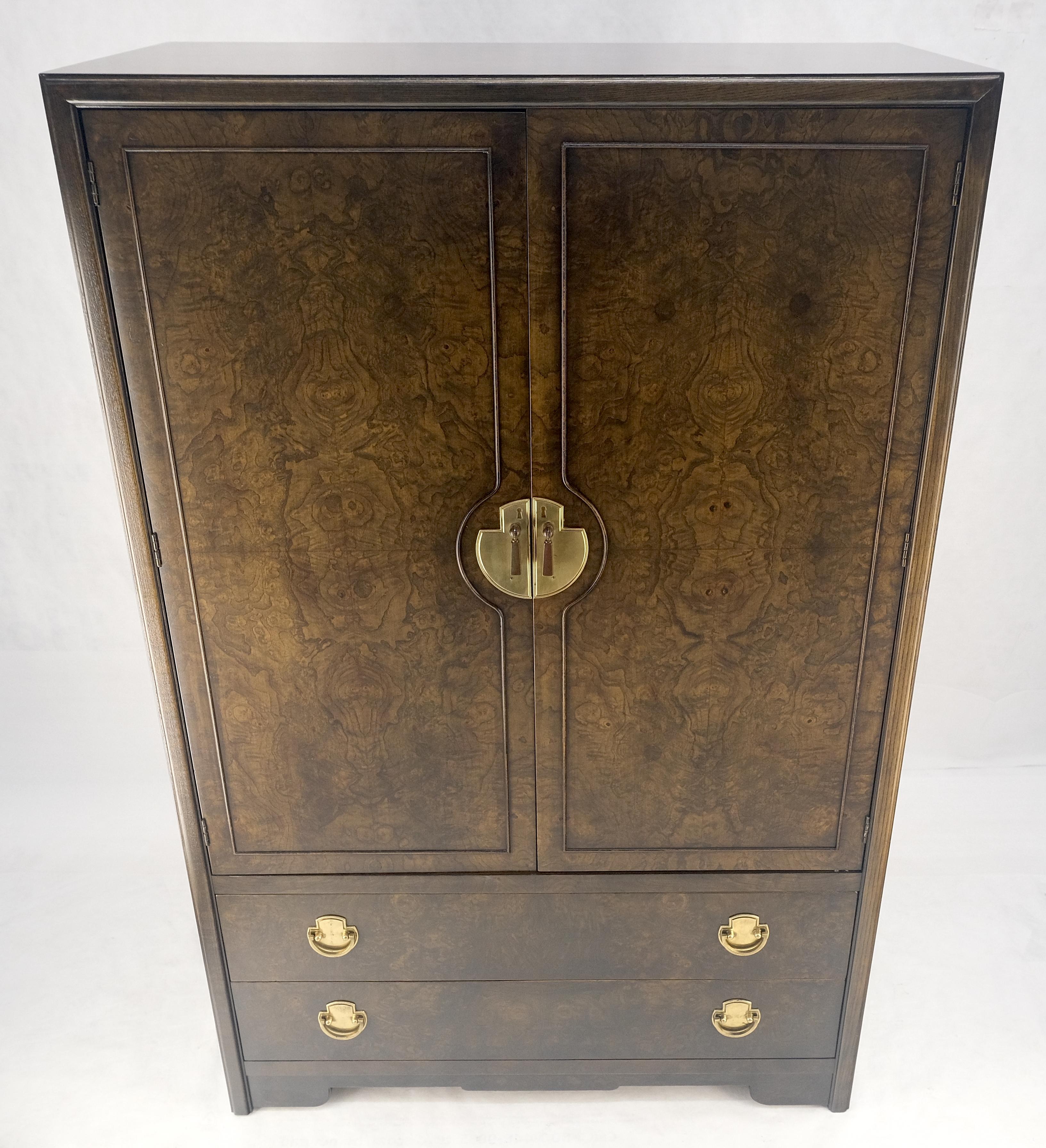 Large Burl Wood Brass 2 Doors Drawer Mastercraft Gentleman's Chest Dresser MINT In Good Condition For Sale In Rockaway, NJ