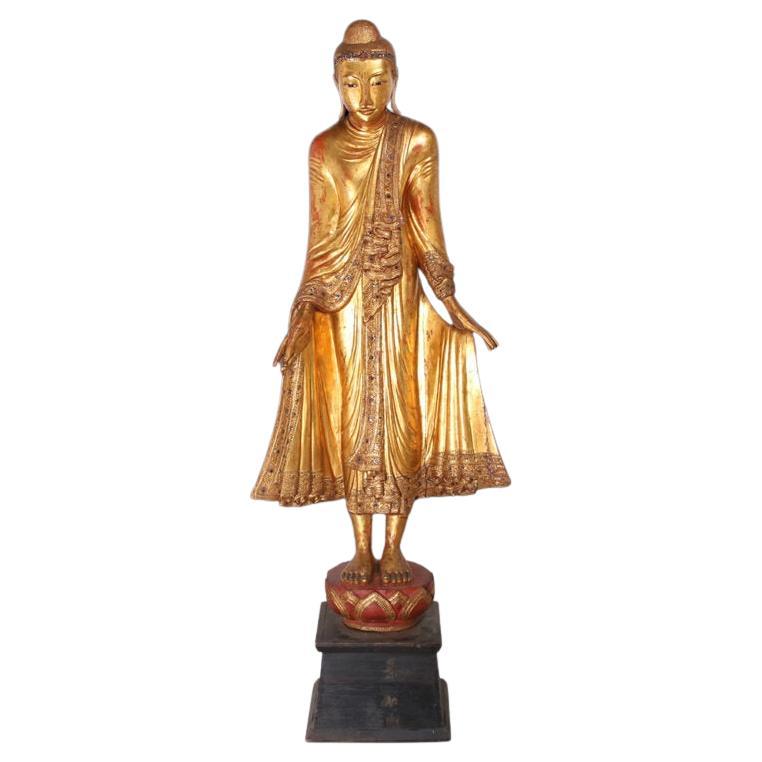 Large Burmese Bud­dha Statue “Bodhisattvas”