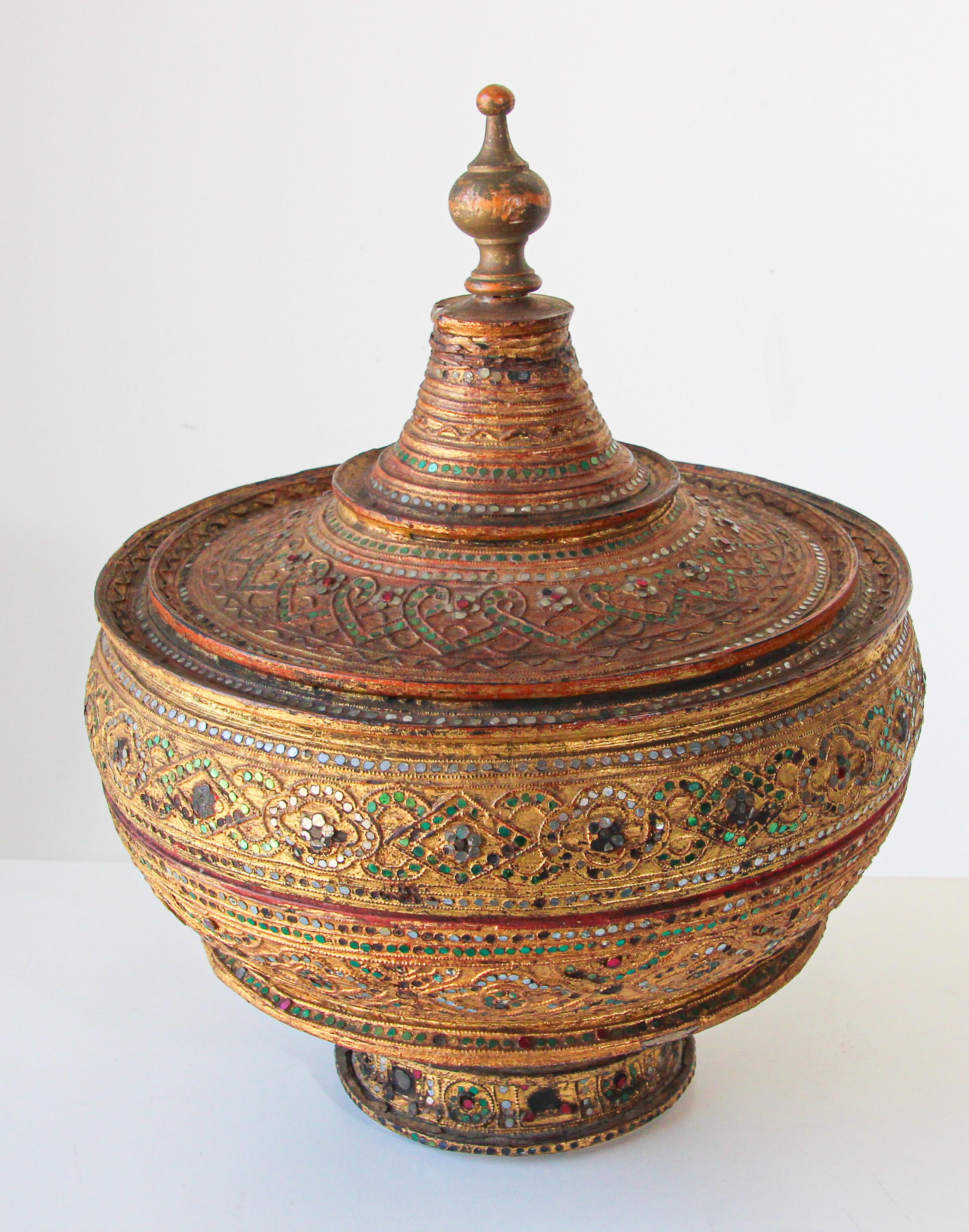 Large Burmese Gilt and Lacquered Wood Temple Offering Basket 2