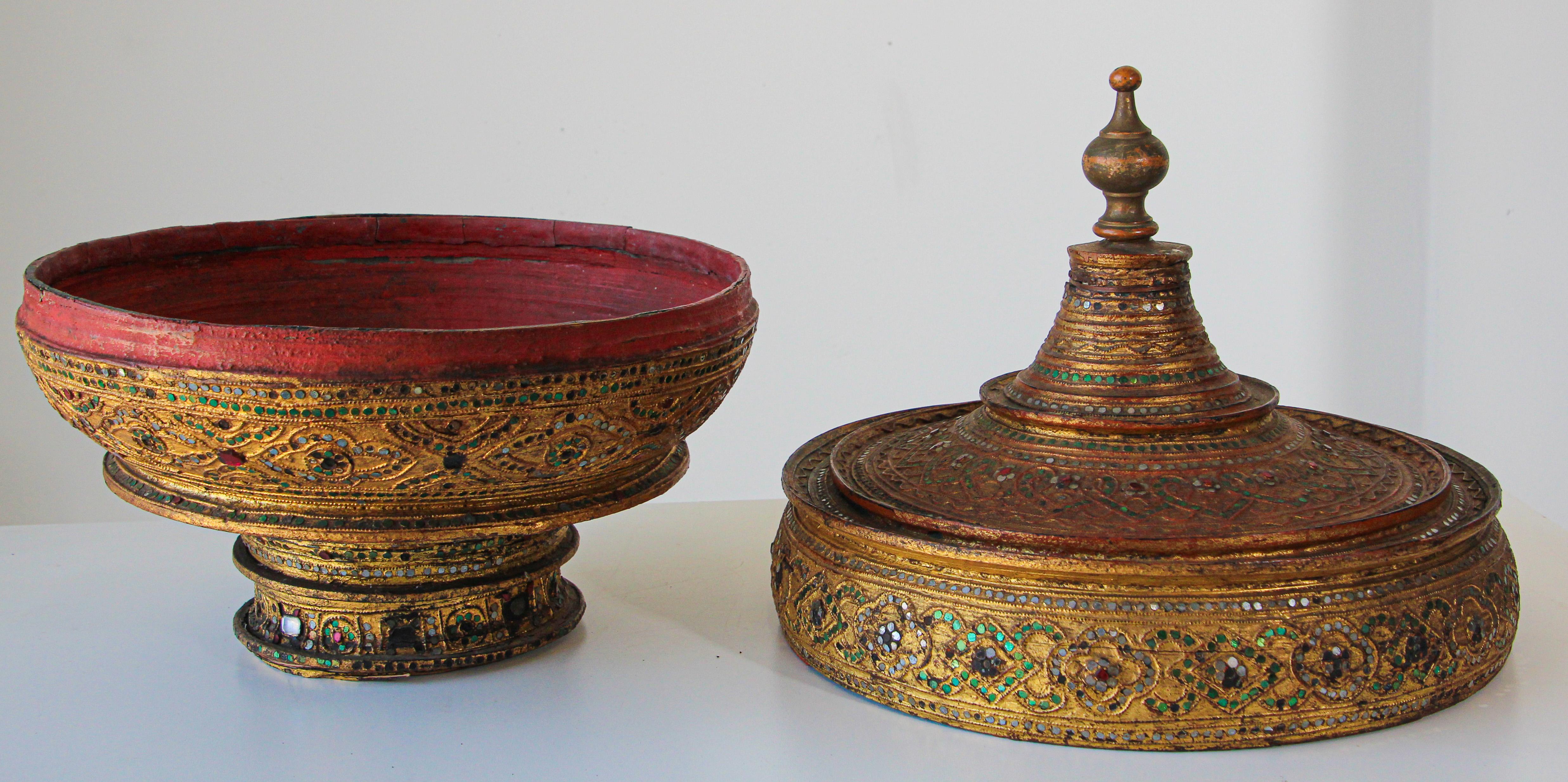 Large Burmese Gilt and Lacquered Wood Temple Offering Basket 8