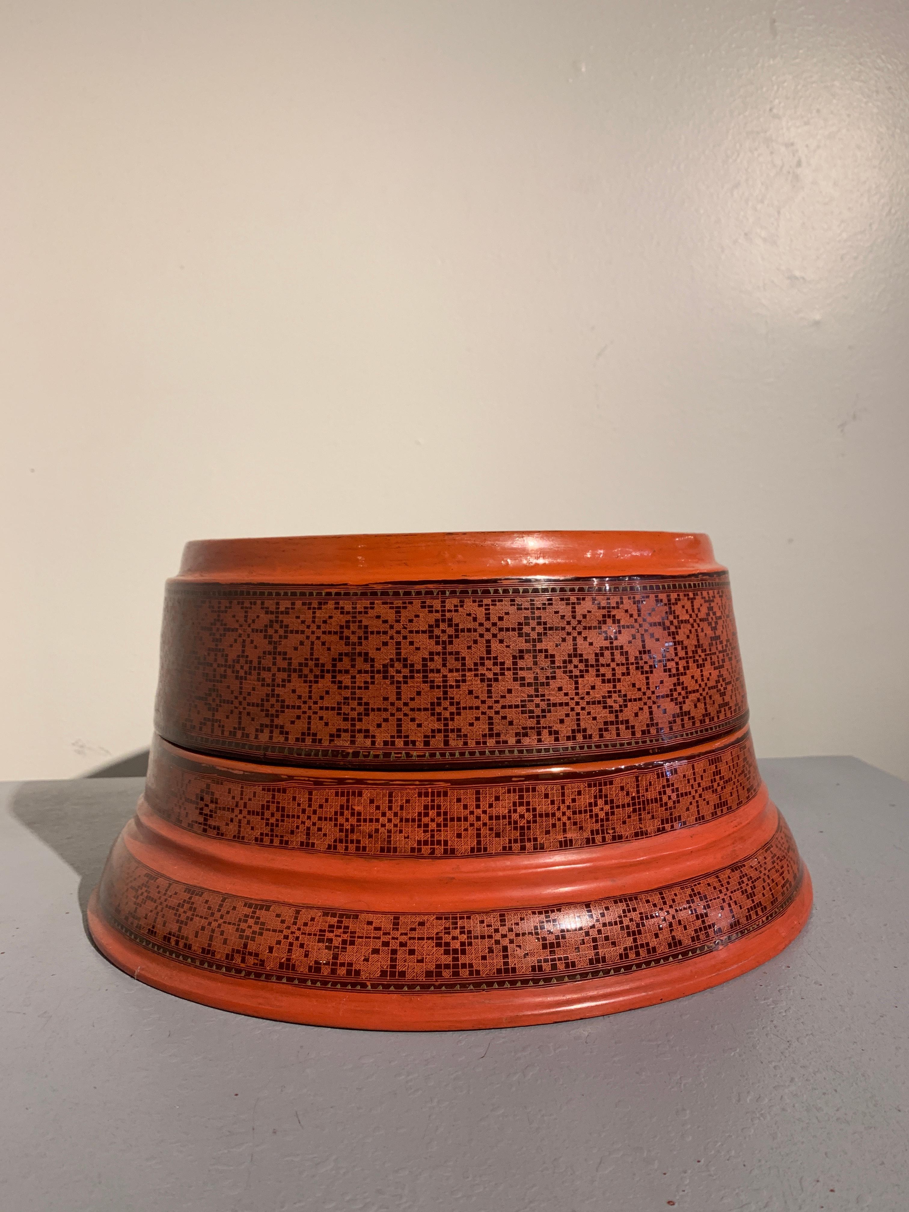 Large Burmese Red and Black Lacquer Tiered Round Box, Early to Mid-20th Century 1
