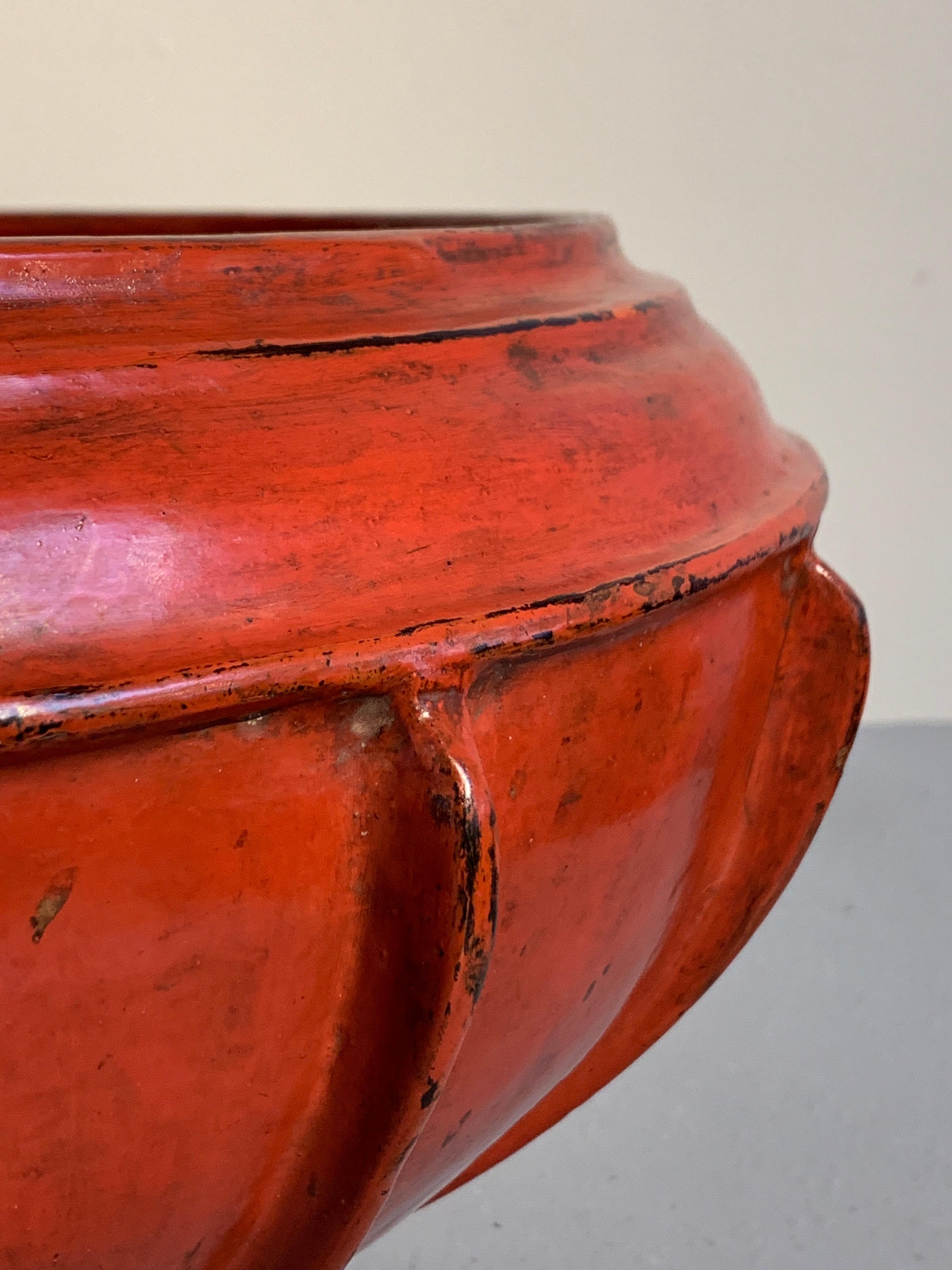 Large Burmese Red Lacquer Large Offering Bowl, Late 19th or Early 20th Century 7