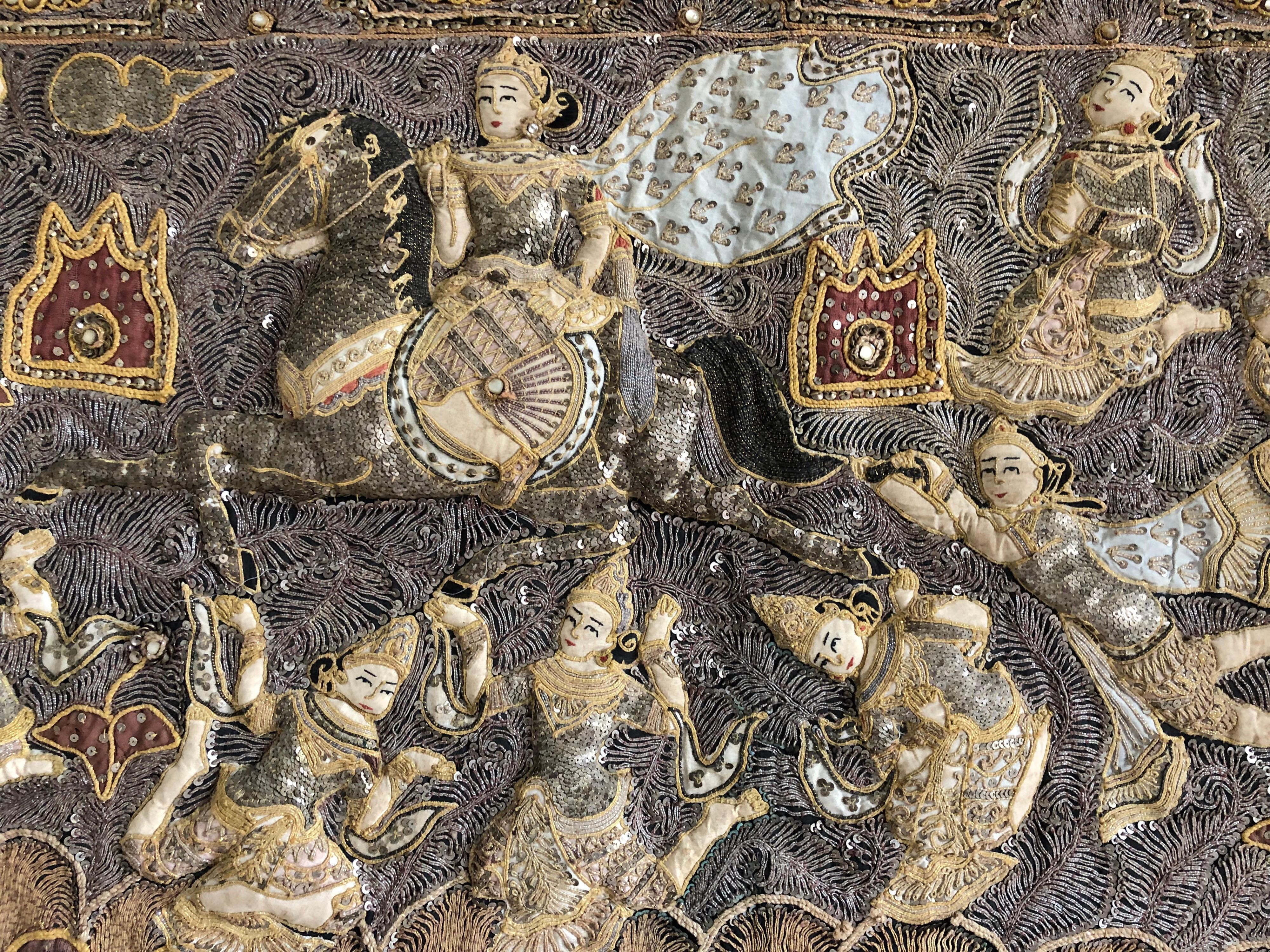 Coton Grande tapisserie Kalaga en lin et soie birmane:: lourdement brodée d'appliques de figures