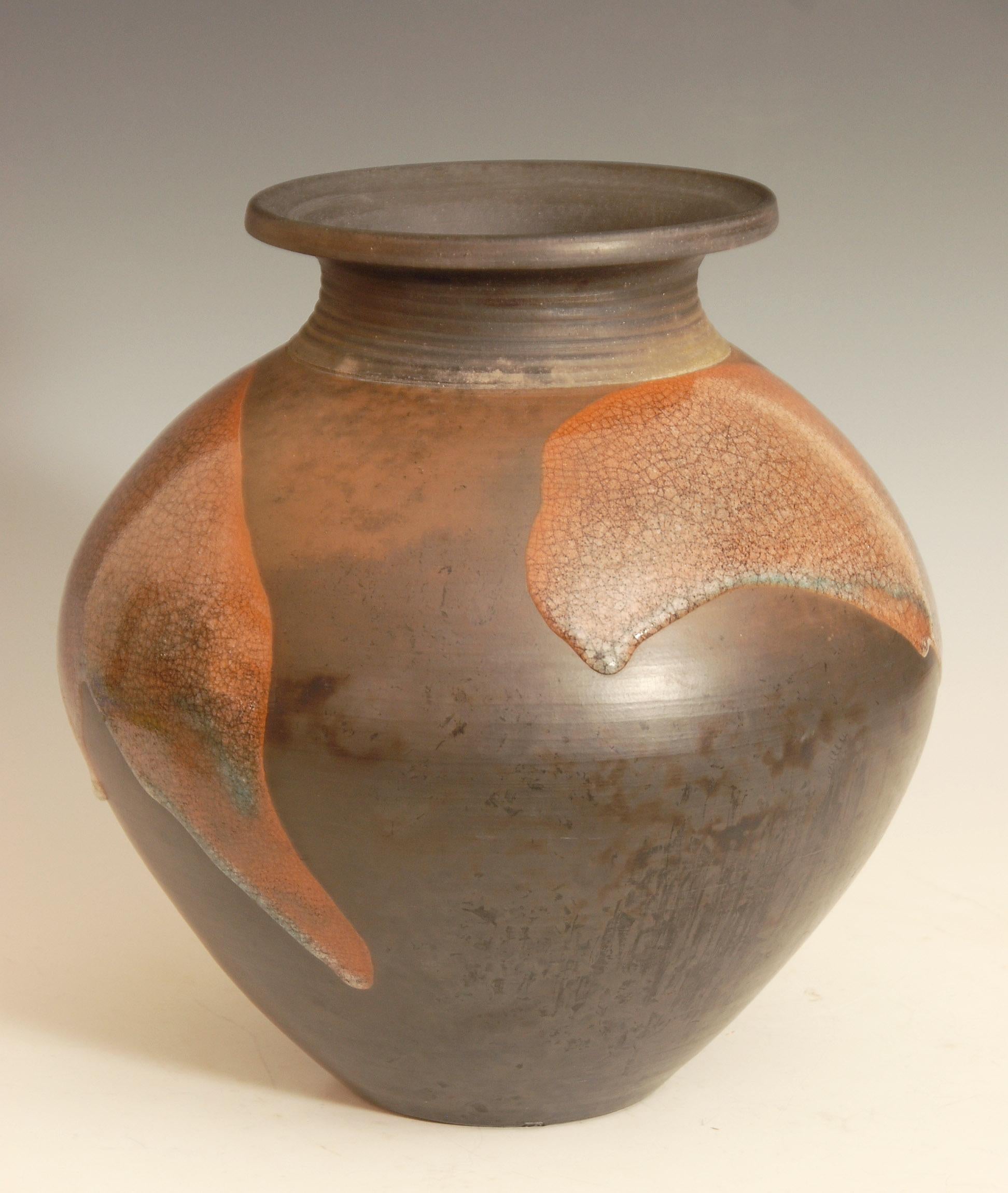 English Large Burnished Raku Pot or Vase with Crackle Glaze by Tim Andrews UK For Sale