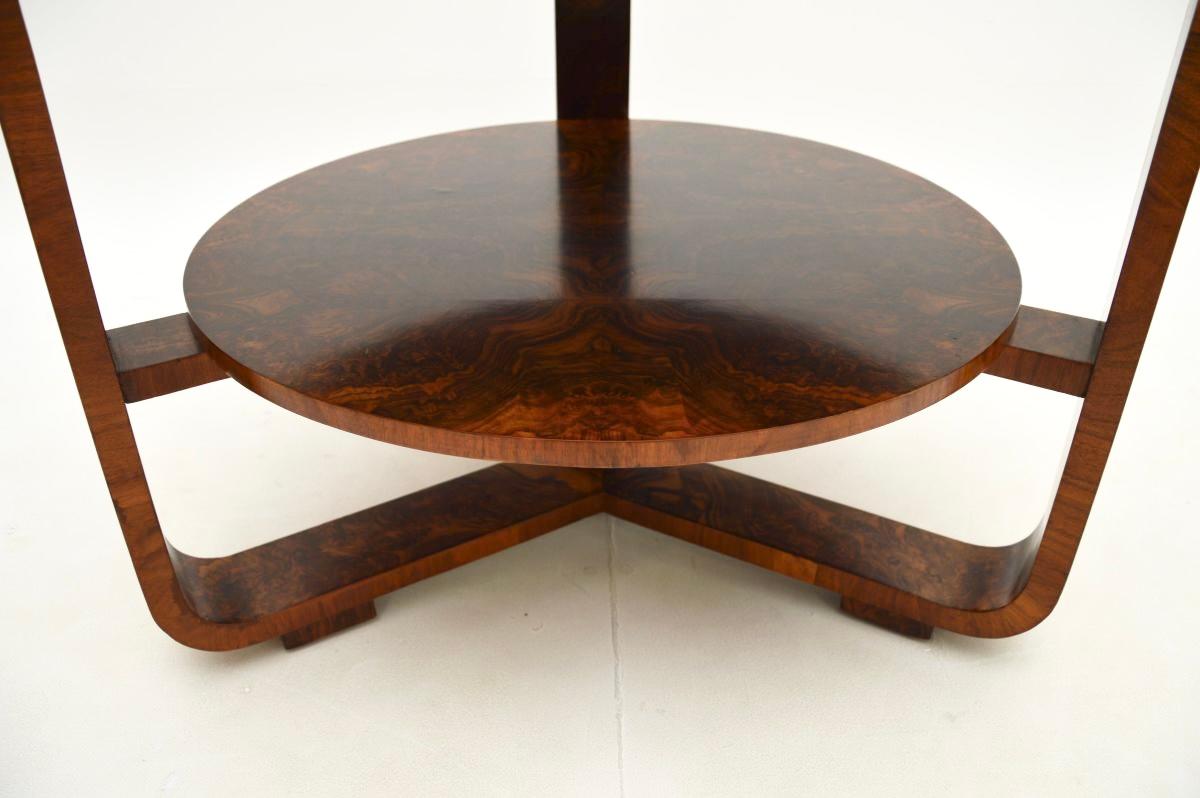 Grande table basse Art Déco en ronce de noyer en vente 2