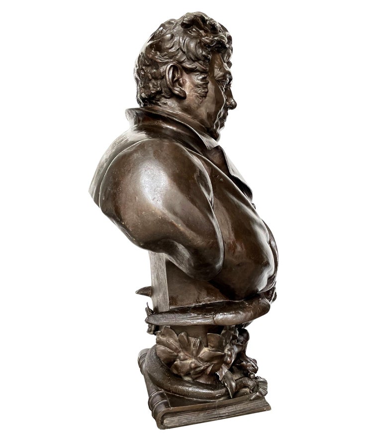 Large bust of Adolphe Burggraeve (1806-1902), great humanist, surgeon and professor of medicine at the University of Ghent, inventor of dosimetric medicine, by Cyprian Godebski (1835-1909), Franco-Polish sculptor. Executed around 1880.

Height :