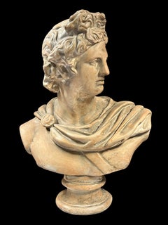Grand buste du dieu grec Apollo
