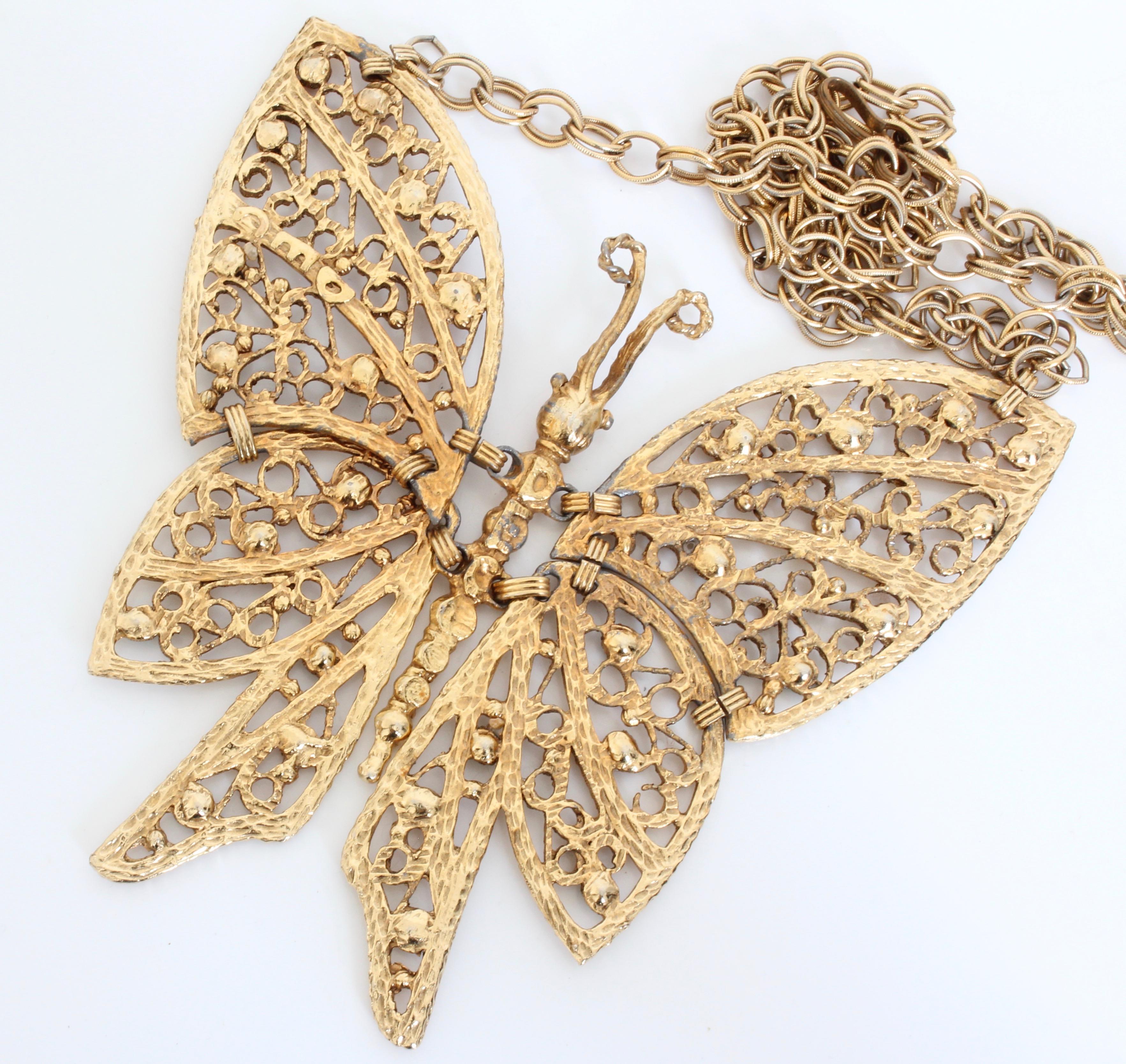 Large =Butterfly Necklace Gilt Metal & Cabochons DEC Delizza & Elster 70s  In Good Condition In Port Saint Lucie, FL
