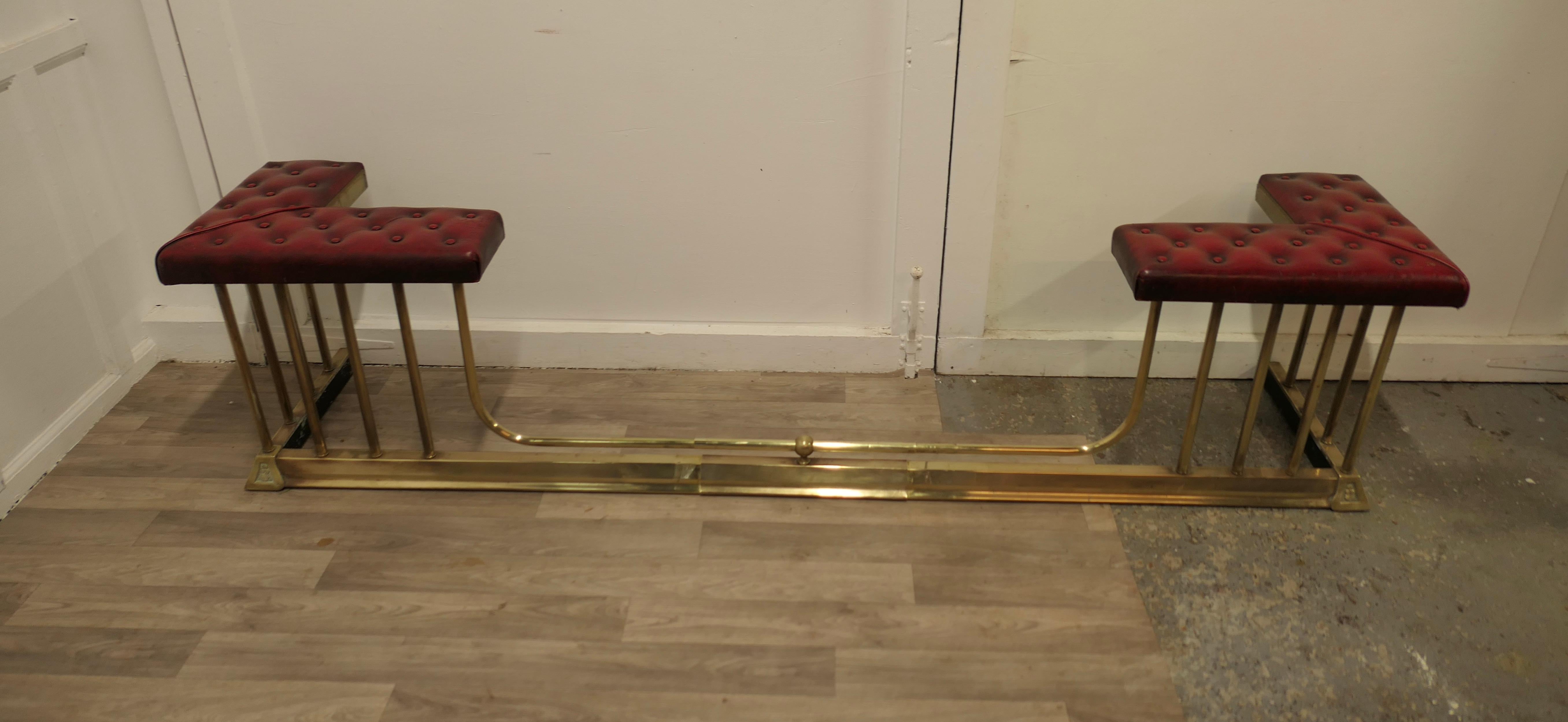 Large Buttoned Leather Extending Brass Club Fender  This is an elegant piece For Sale 4