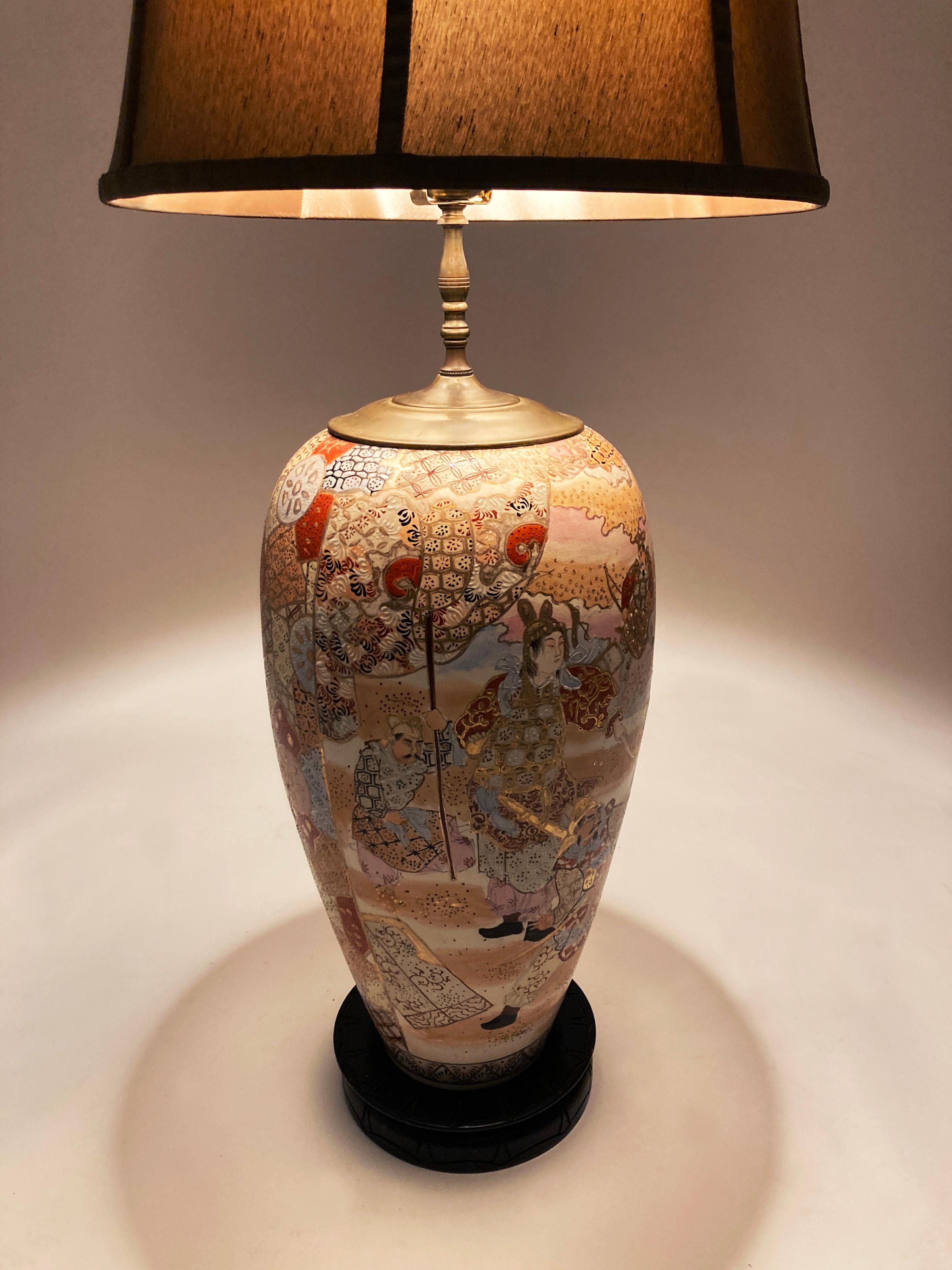 Fait main Large c. 19th Century Antique Meiji Period Japanese Kyo Satsuma Vase Lamp en vente