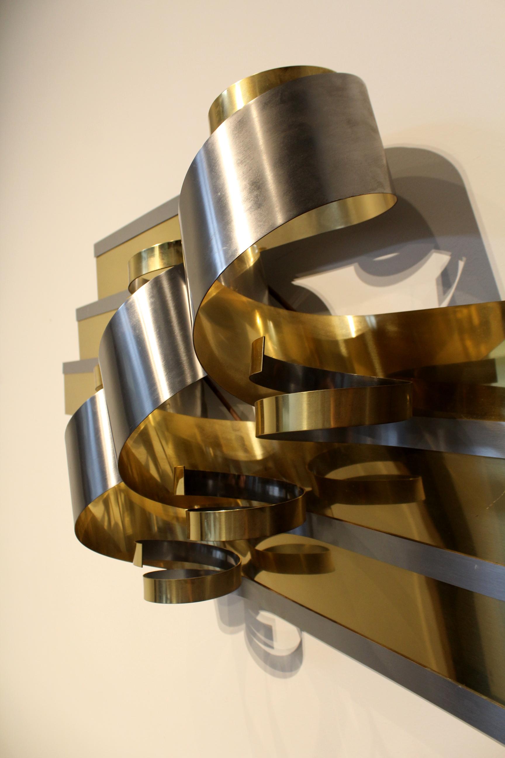Large C. Jere Chrome and Brass Ribbon Wall Sculpture im Zustand „Gut“ im Angebot in Dallas, TX