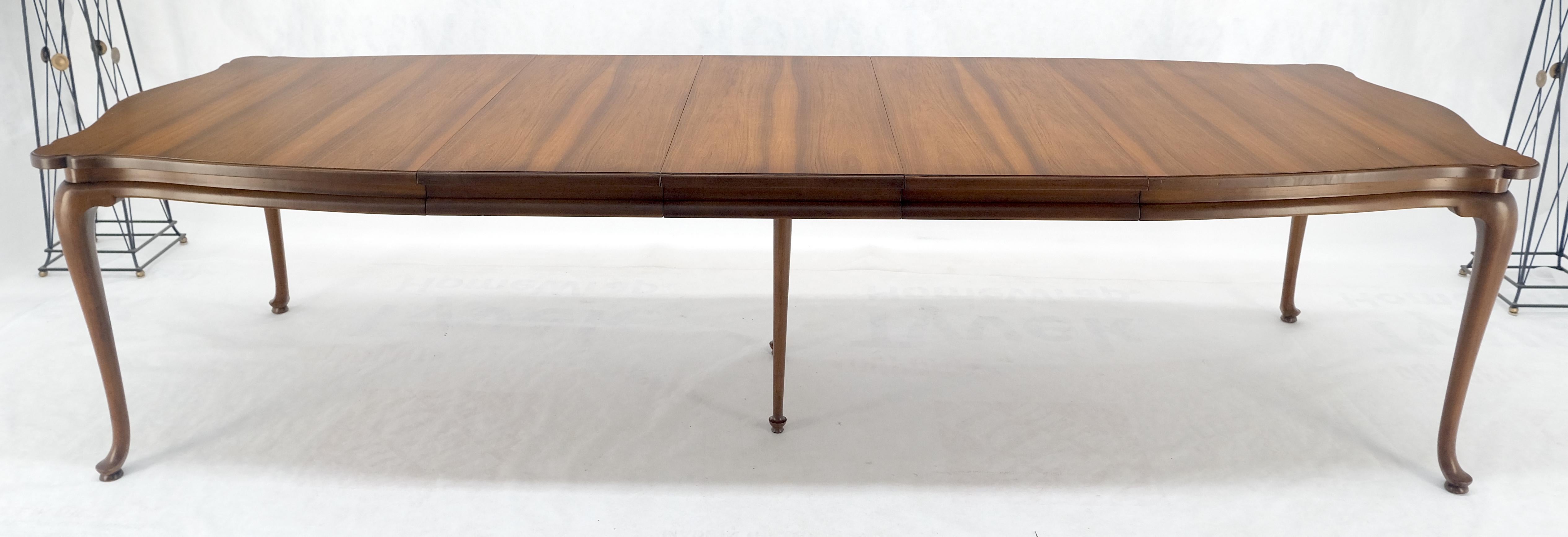 Grande table de salle à manger en noyer c1940 3x18