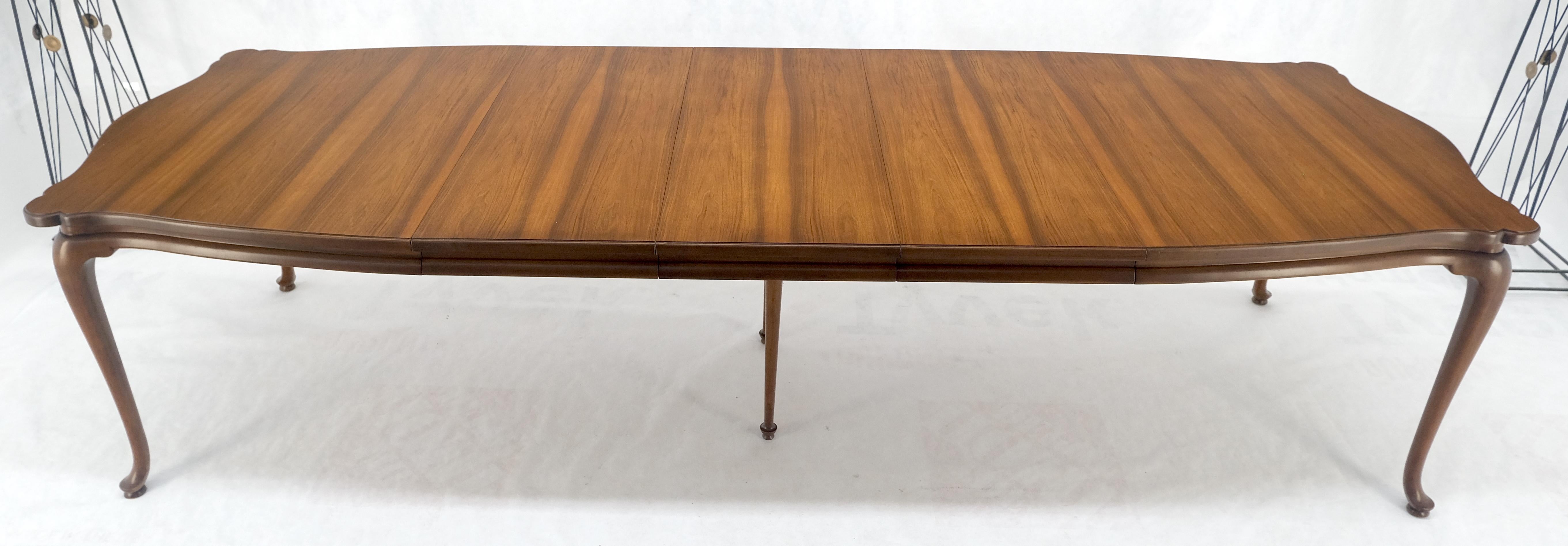 Grande table de salle à manger en noyer c1940 3x18