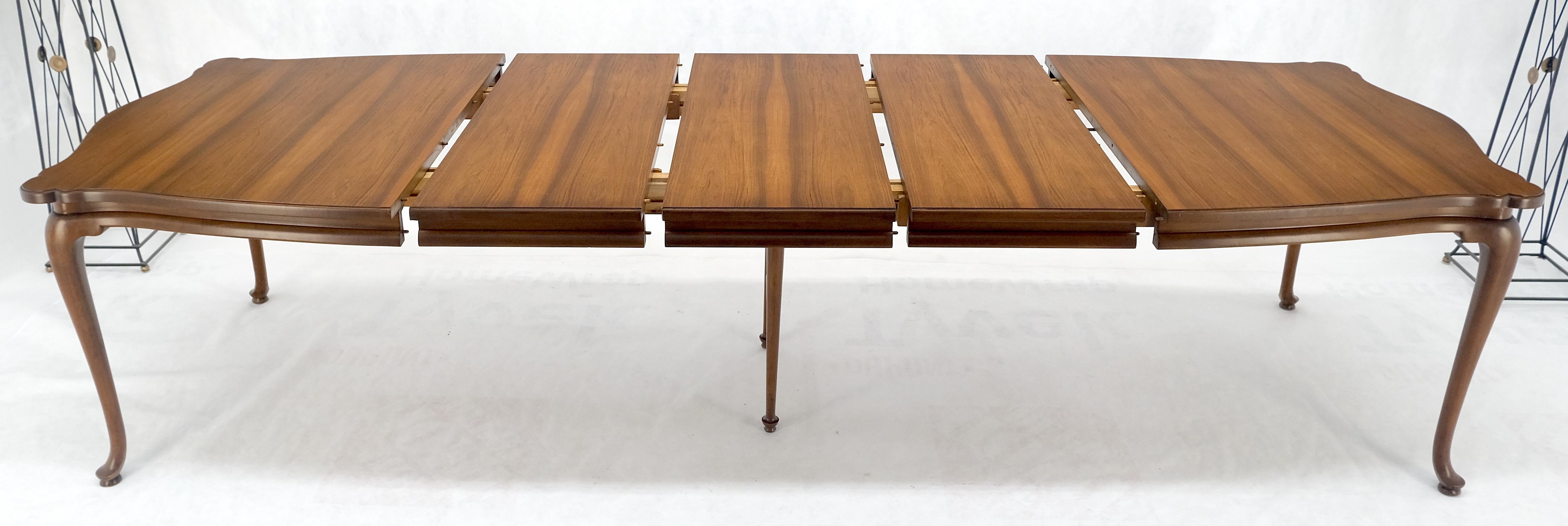 Grande table de salle à manger en noyer c1940 3x18