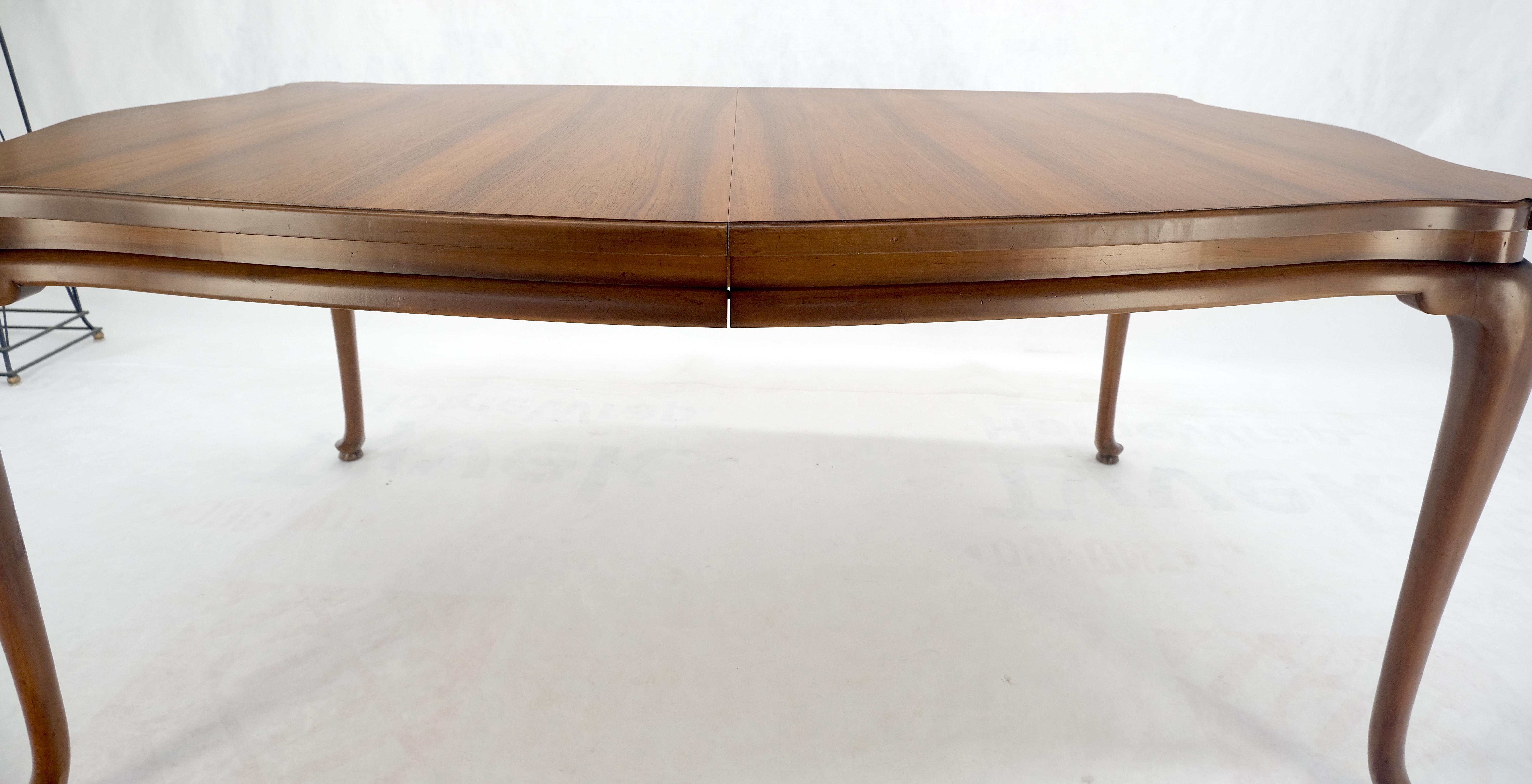 Grande table de salle à manger en noyer c1940 3x18