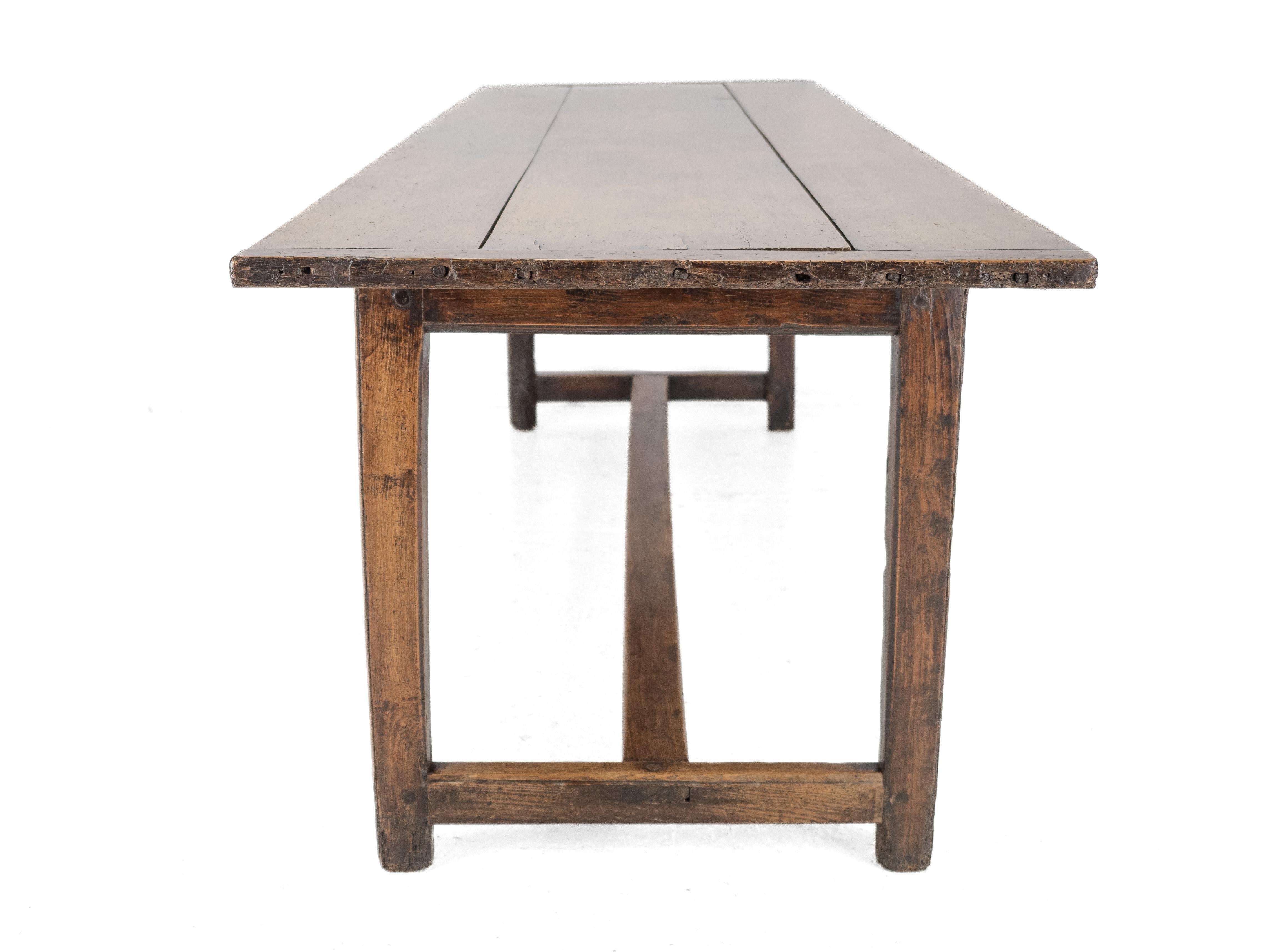 Large c.19th Pear Wood & Elm French Country Farmhouse Refectory Dining Table For Sale 5